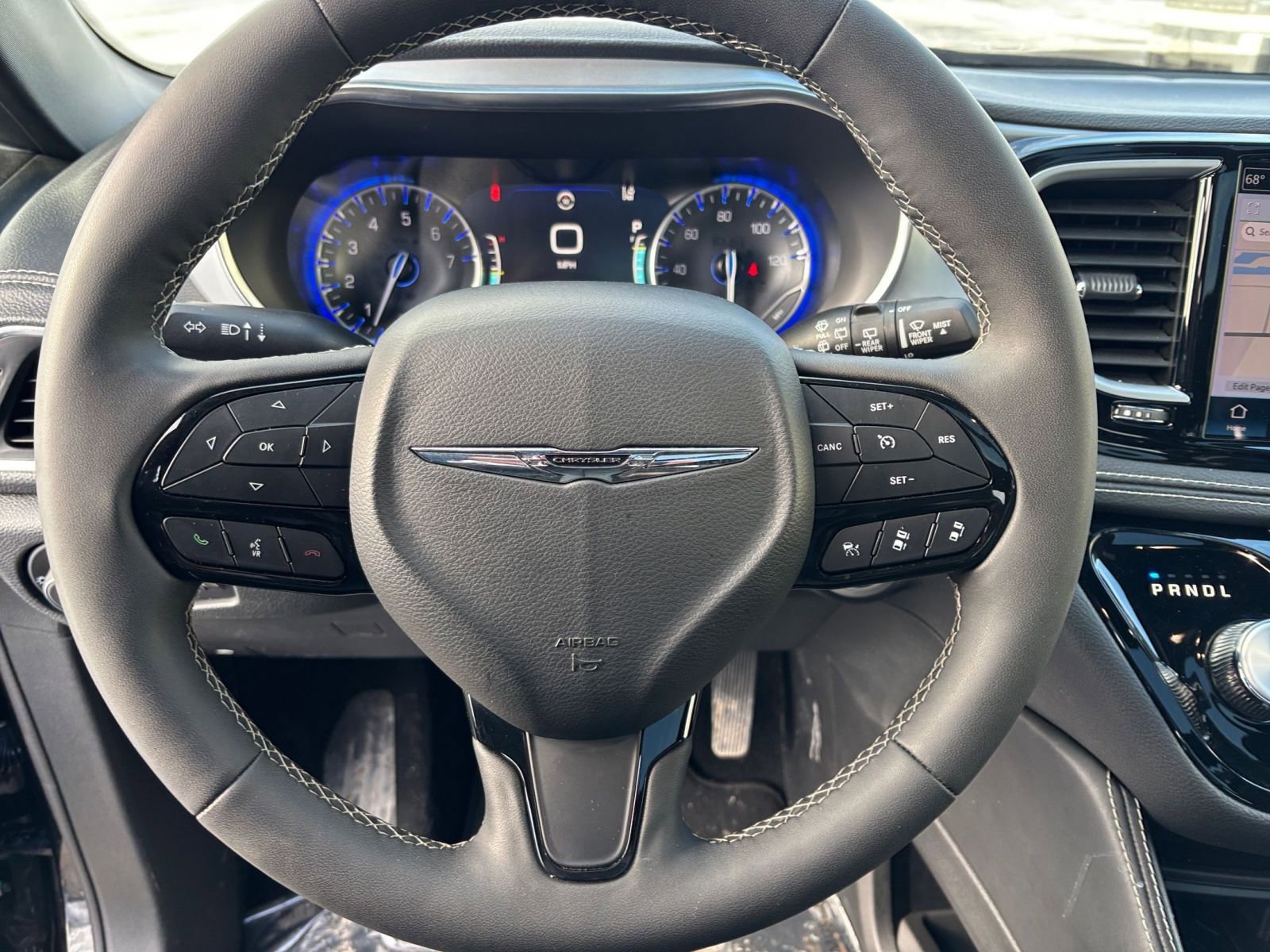 Thumbnail: 2025 Chrysler Pacifica - 31