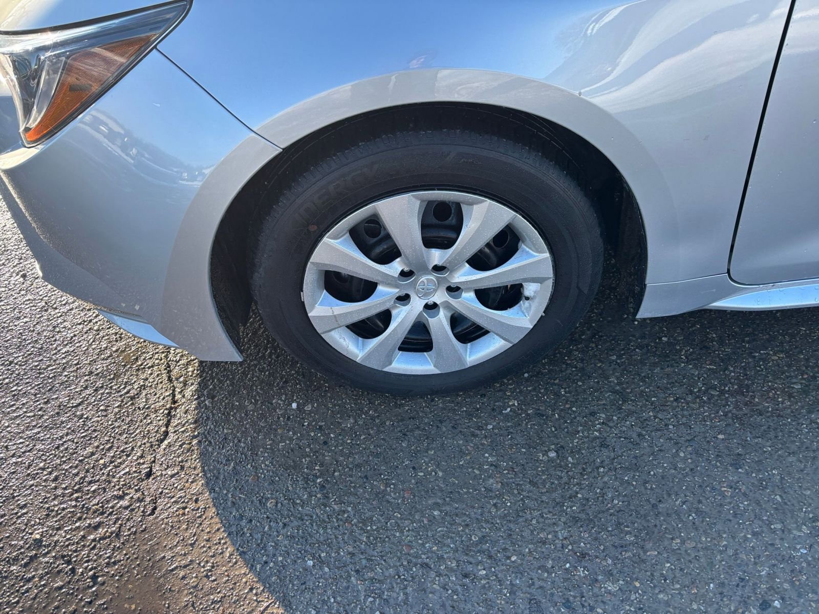 Thumbnail: 2025 Toyota Corolla - 29