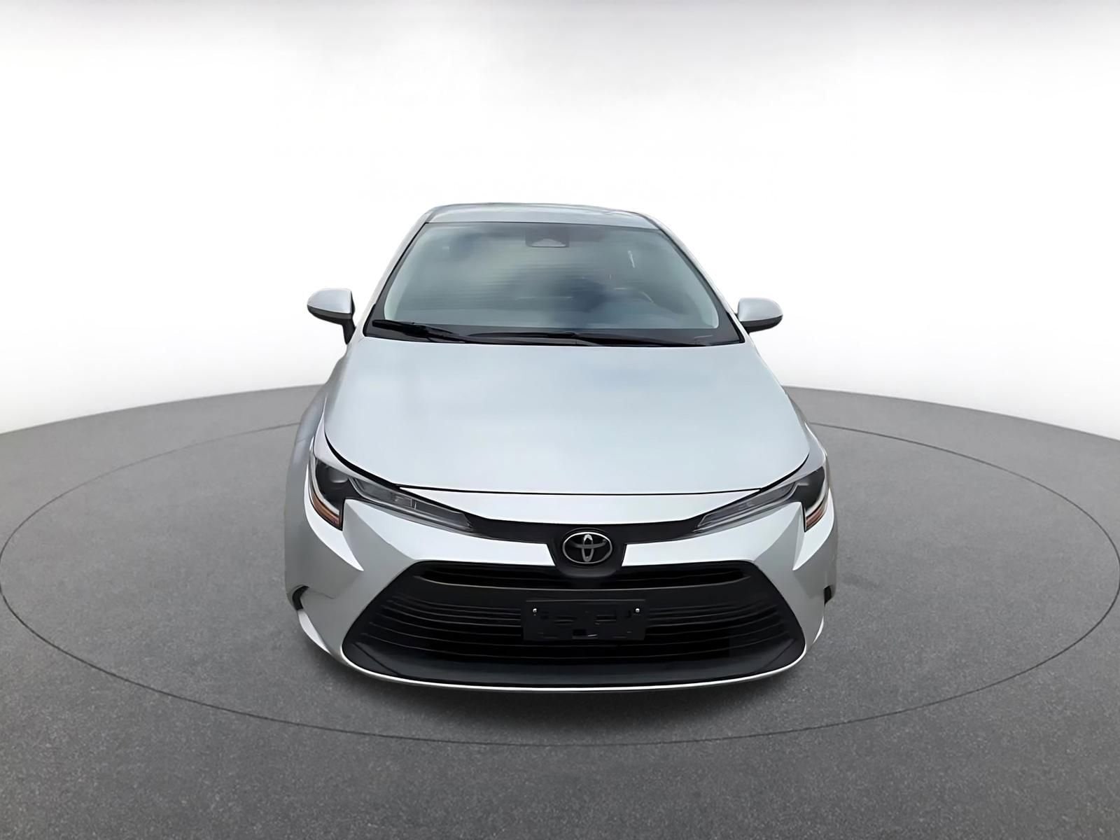 Thumbnail: 2025 Toyota Corolla - 4