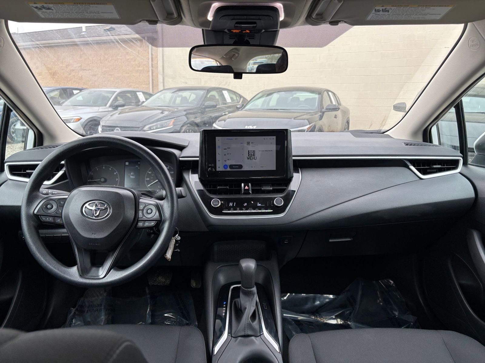 Thumbnail: 2025 Toyota Corolla - 32