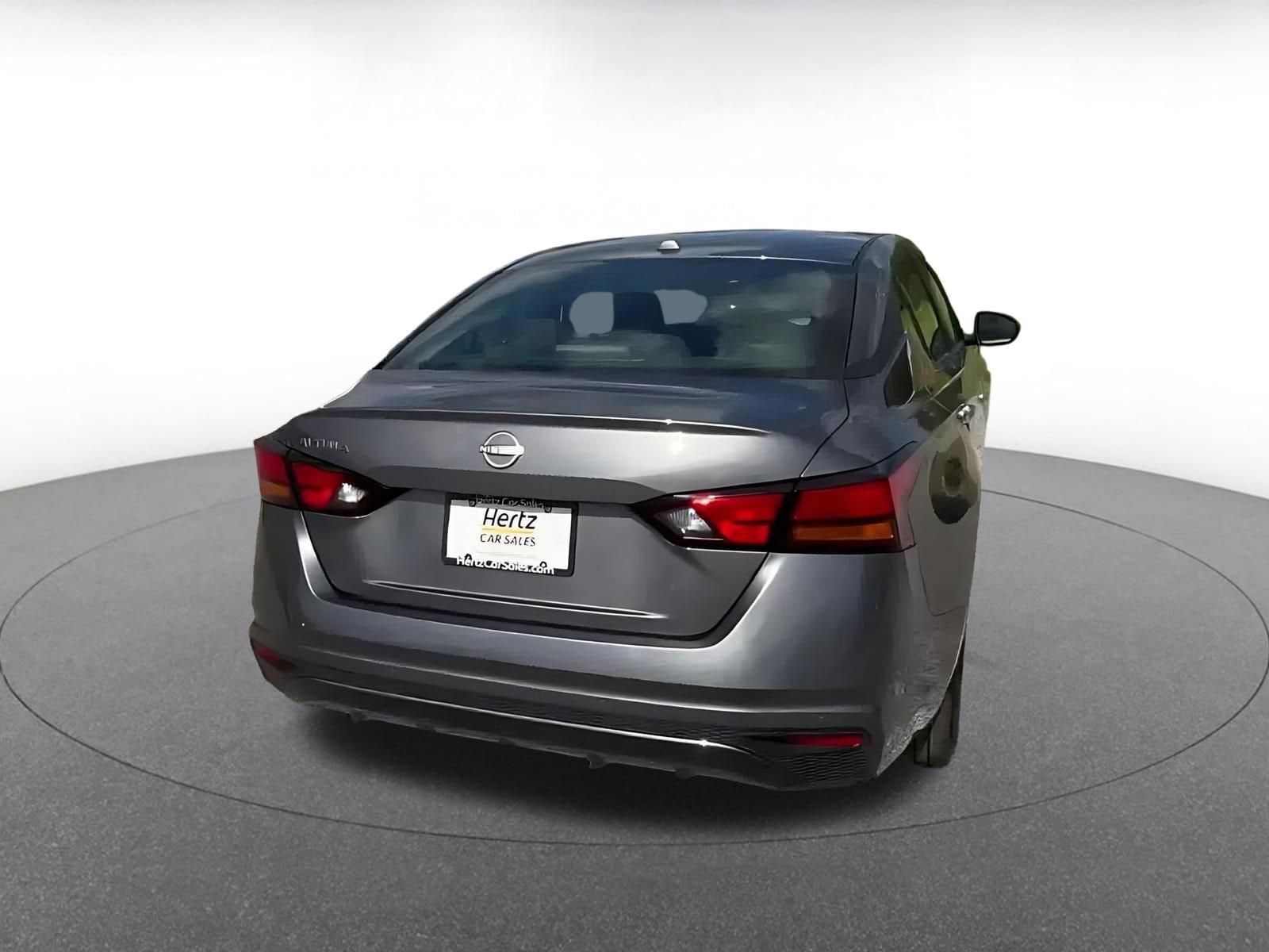 Thumbnail: 2025 Nissan Altima - 12