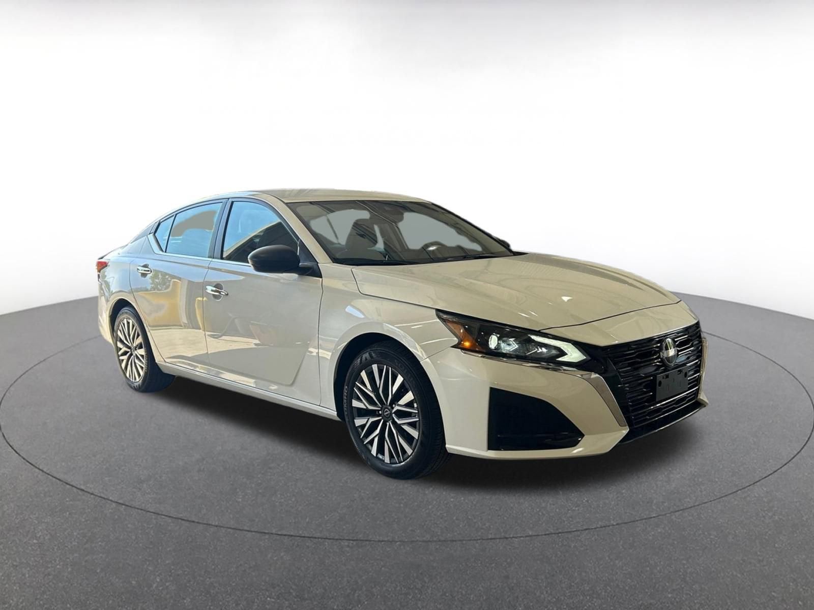 Thumbnail: 2024 Nissan Altima - 1
