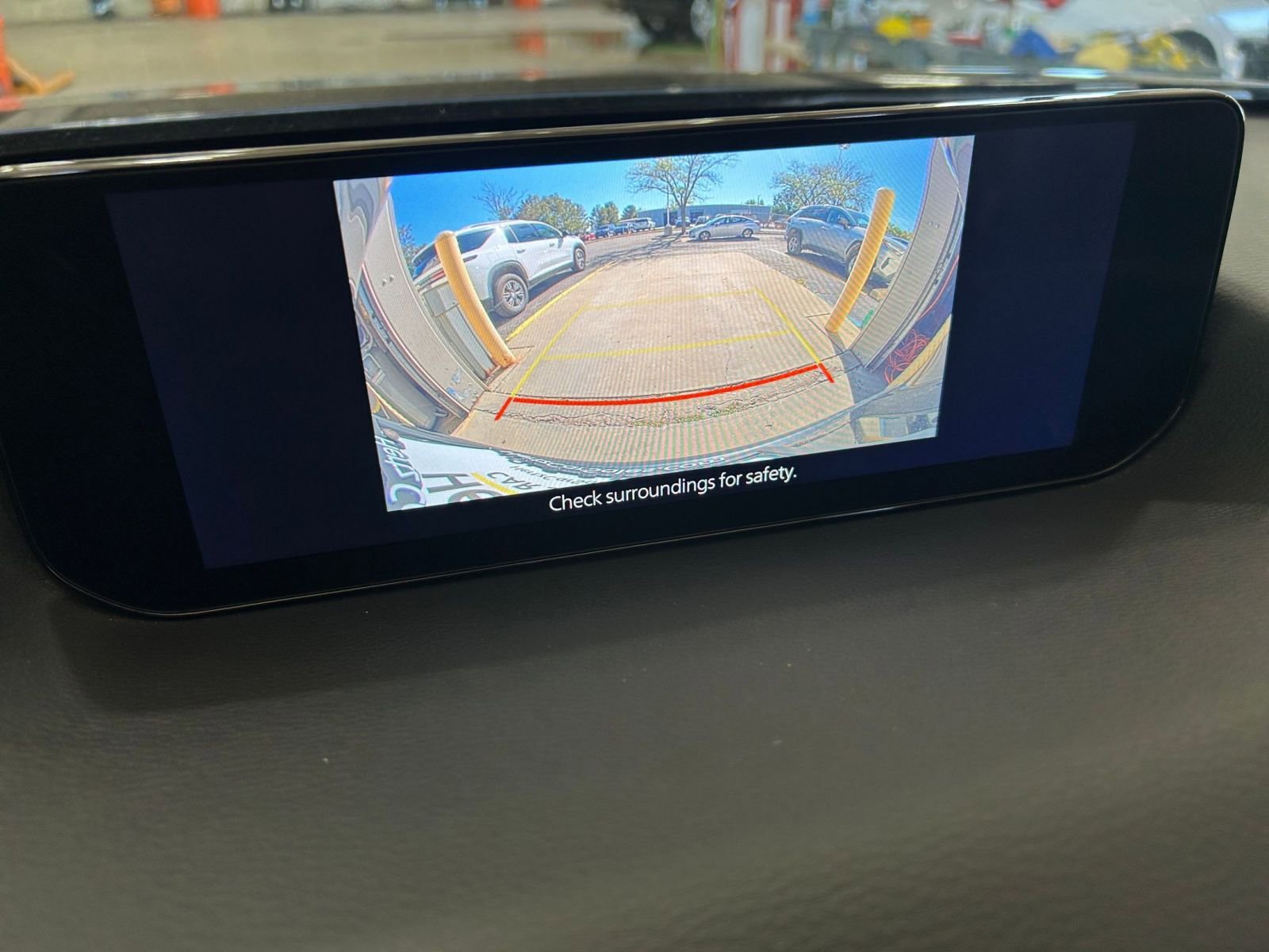 Thumbnail: 2025 Mazda CX-50 - 17