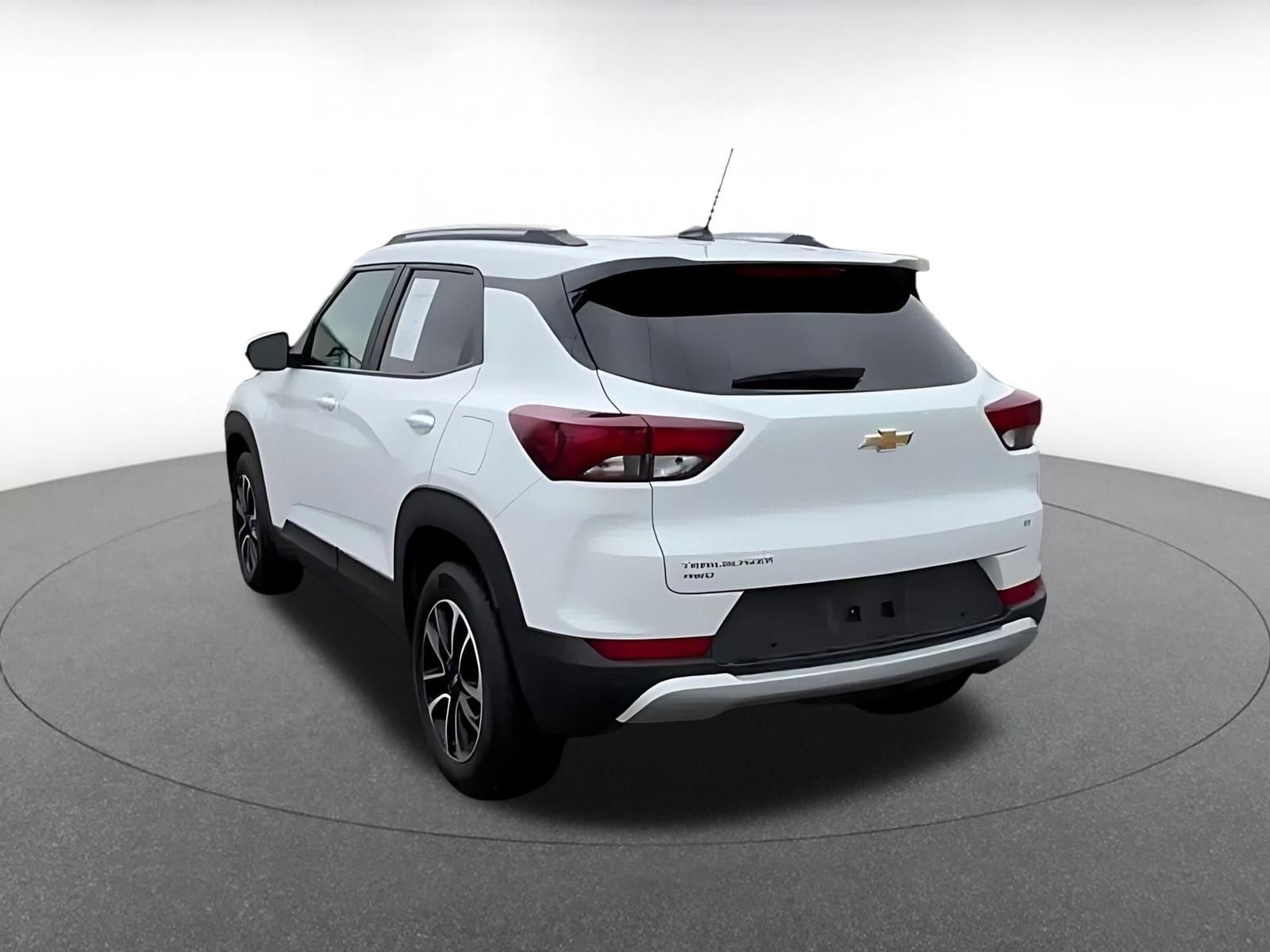 Thumbnail: 2025 Chevrolet TrailBlazer - 11