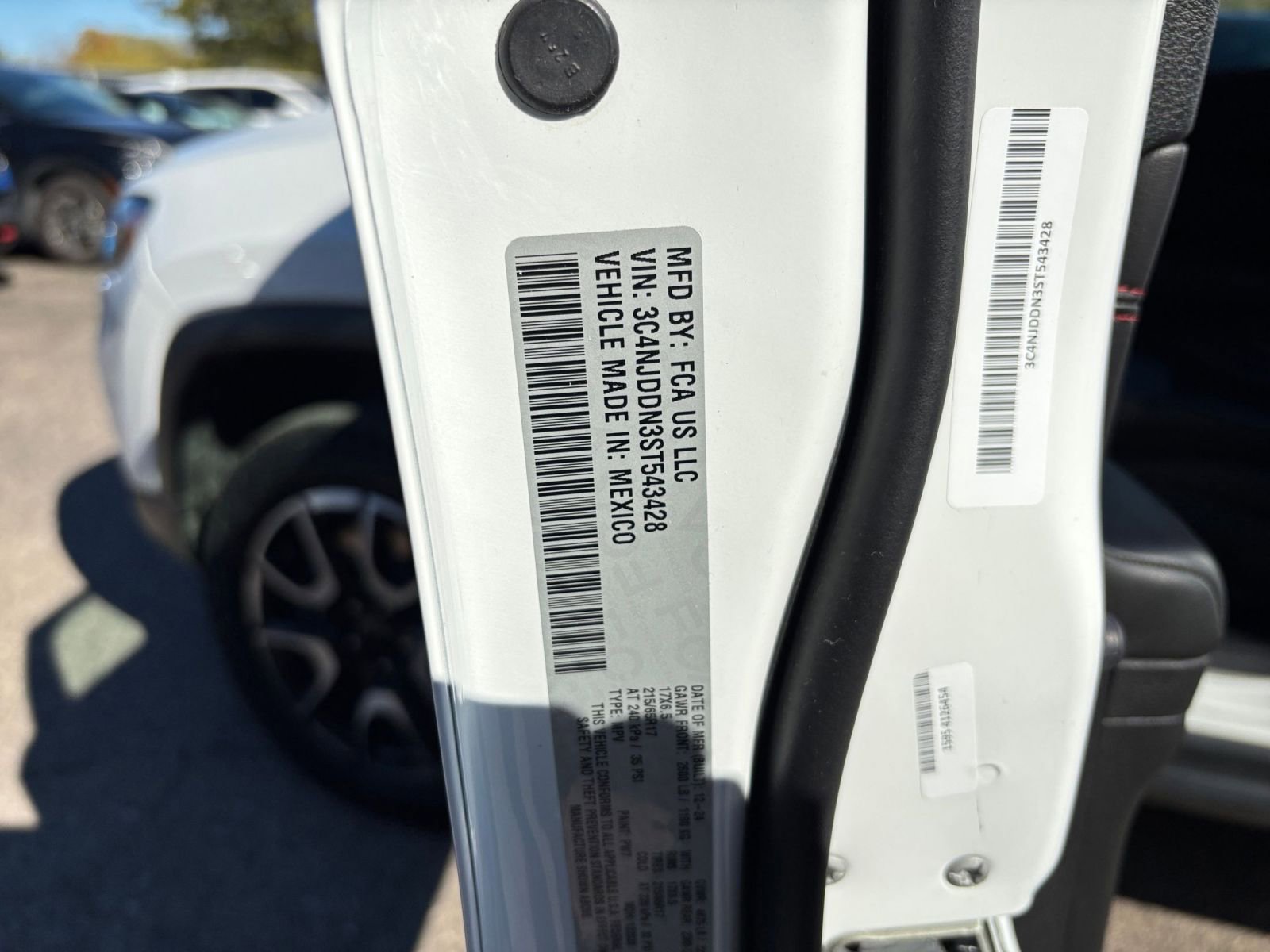 Thumbnail: 2025 Jeep Compass - 28