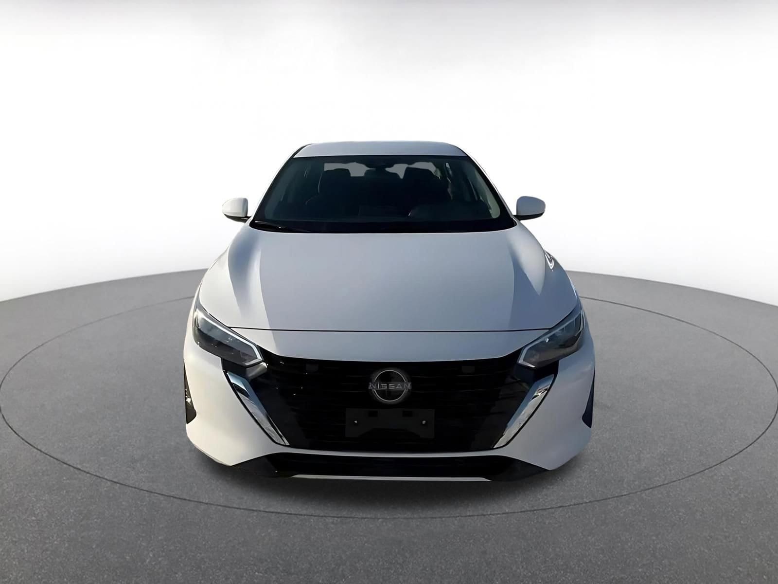 Thumbnail: 2025 Nissan Sentra - 4