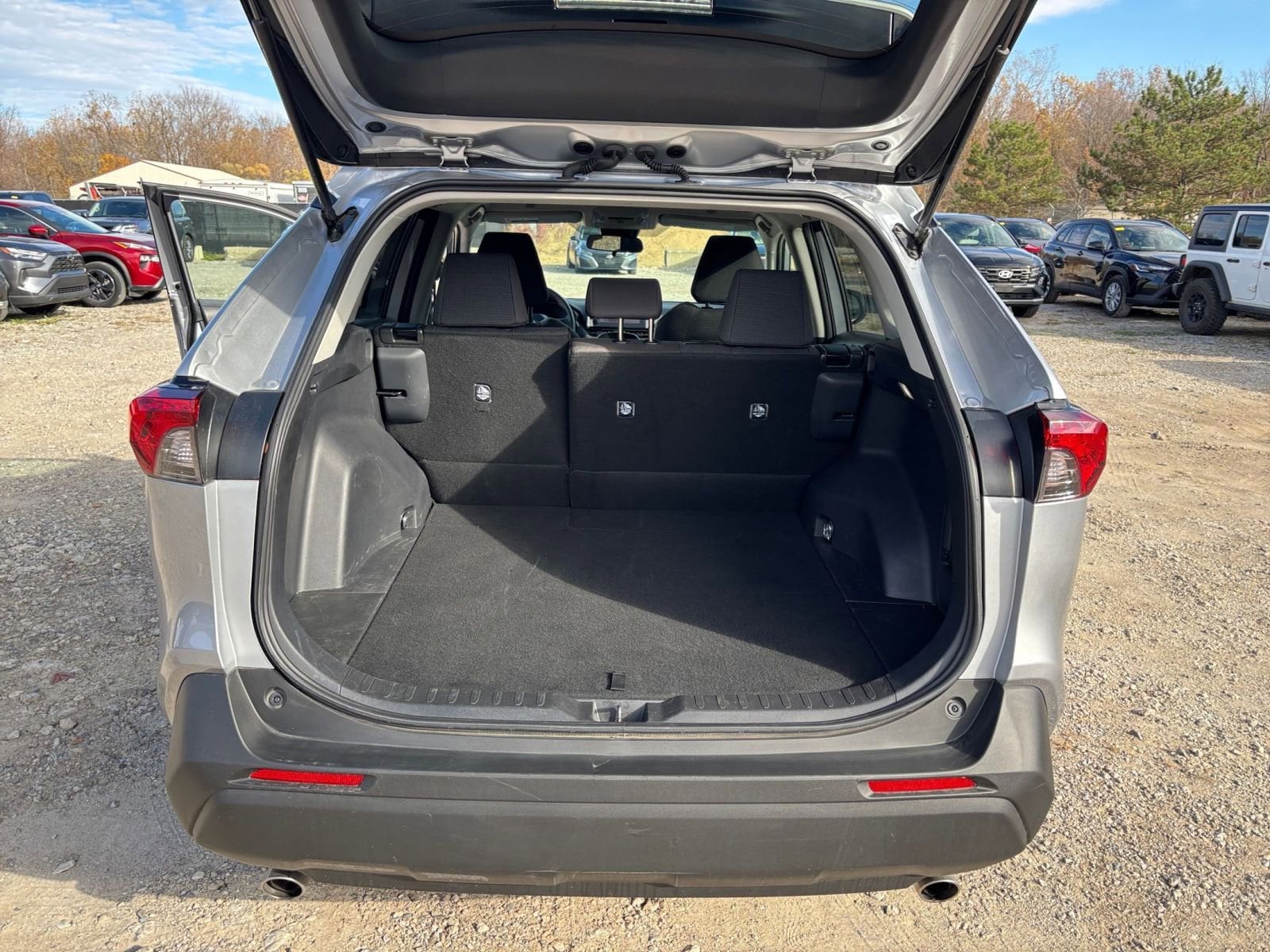 Thumbnail: 2025 Toyota RAV4 - 30