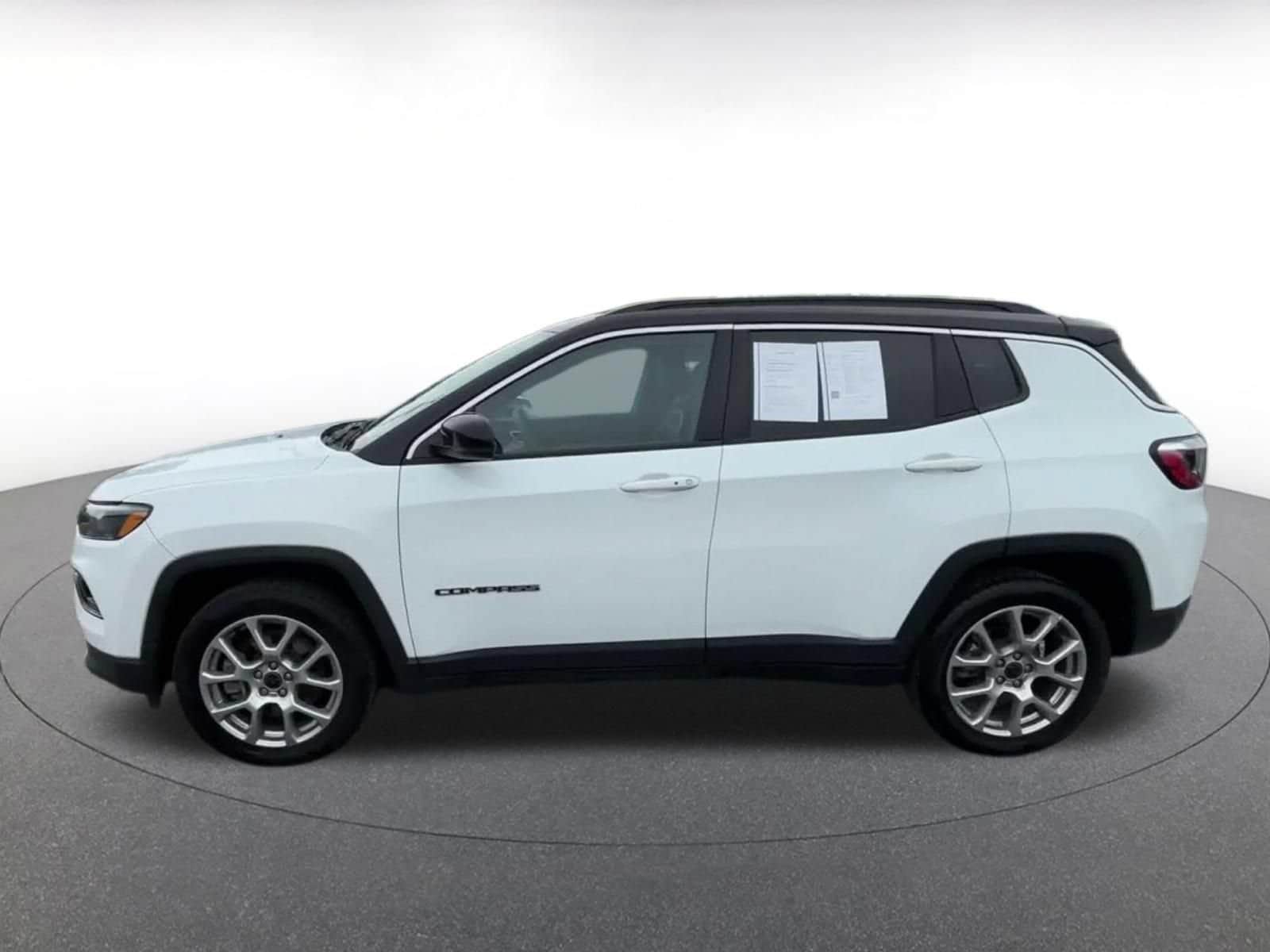 Thumbnail: 2025 Jeep Compass - 8