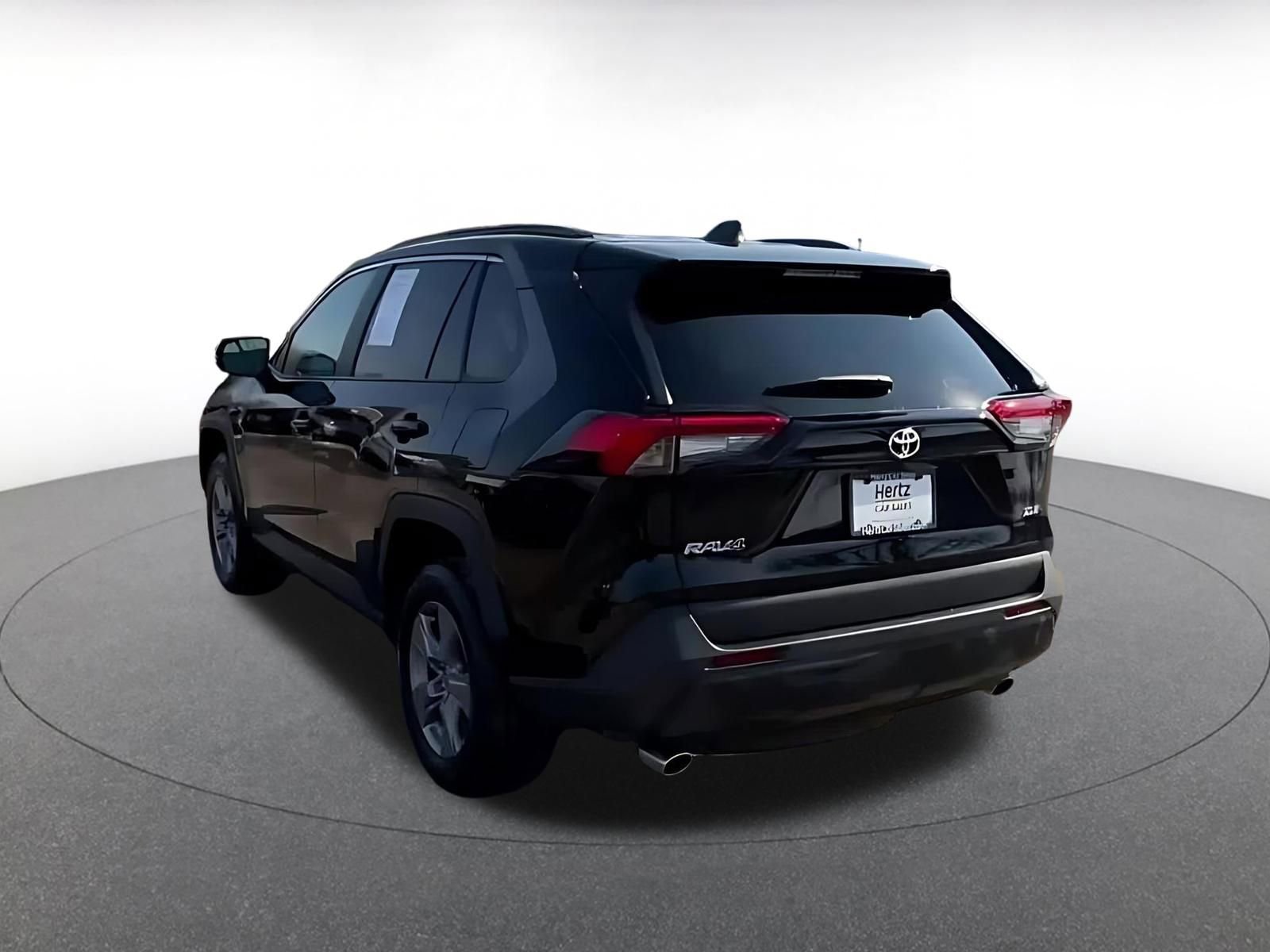 Thumbnail: 2025 Toyota RAV4 - 11