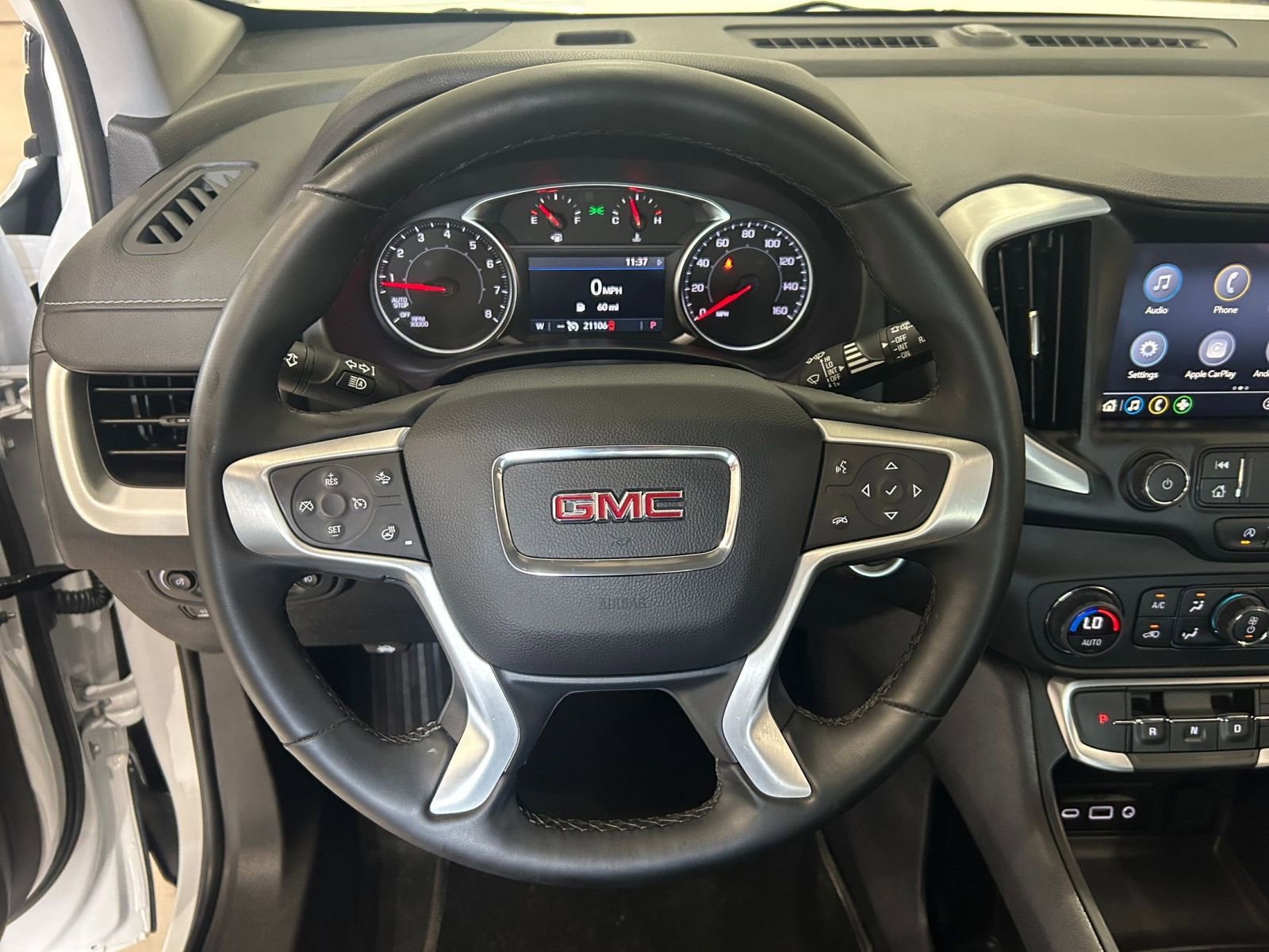 Thumbnail: 2024 GMC Terrain - 28