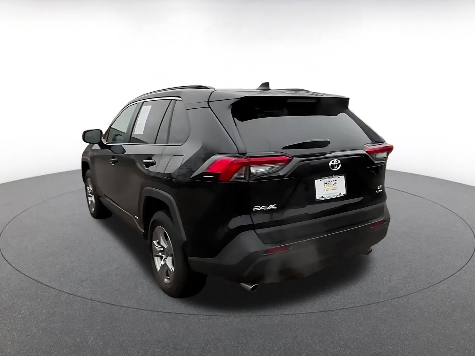 Thumbnail: 2025 Toyota RAV4 - 11