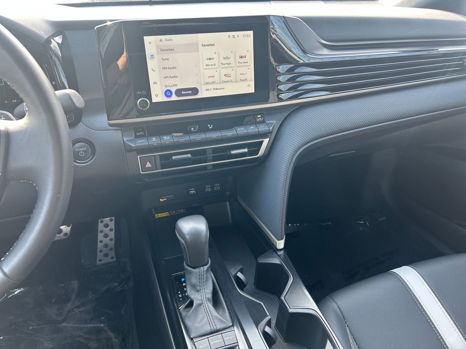 Thumbnail: 2025 Toyota Camry - 17