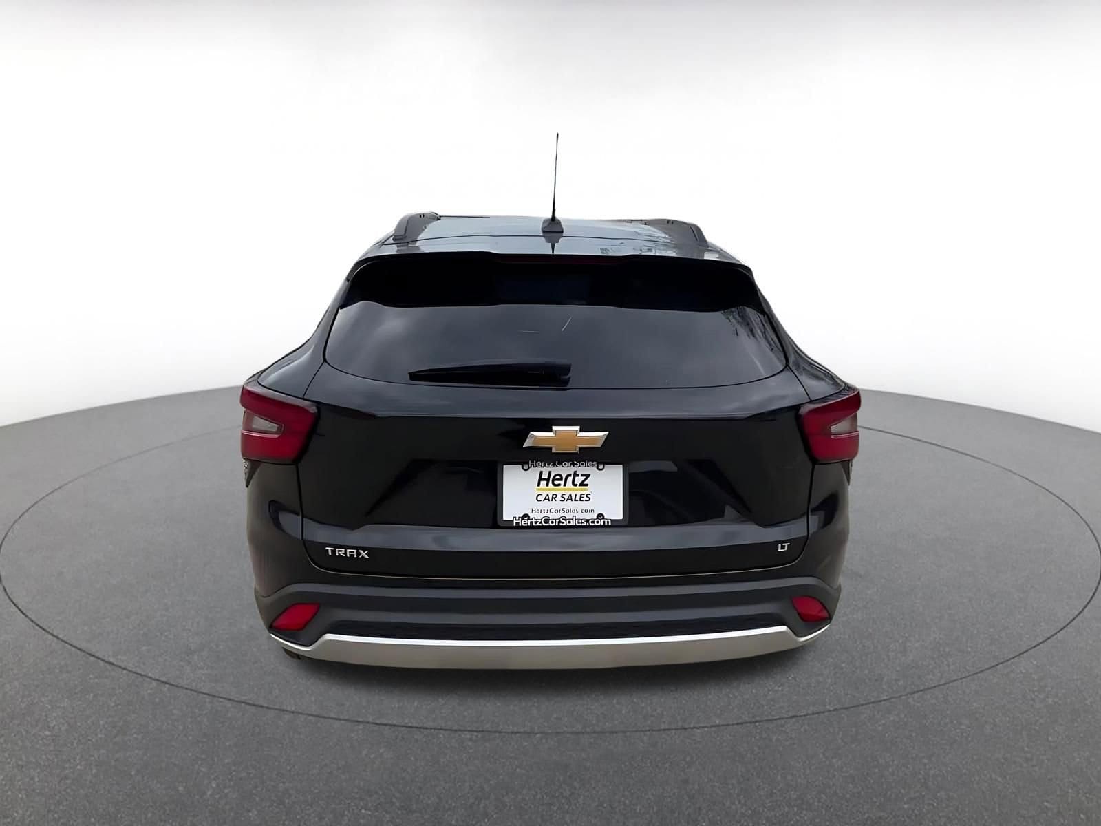 Thumbnail: 2025 Chevrolet Trax - 12