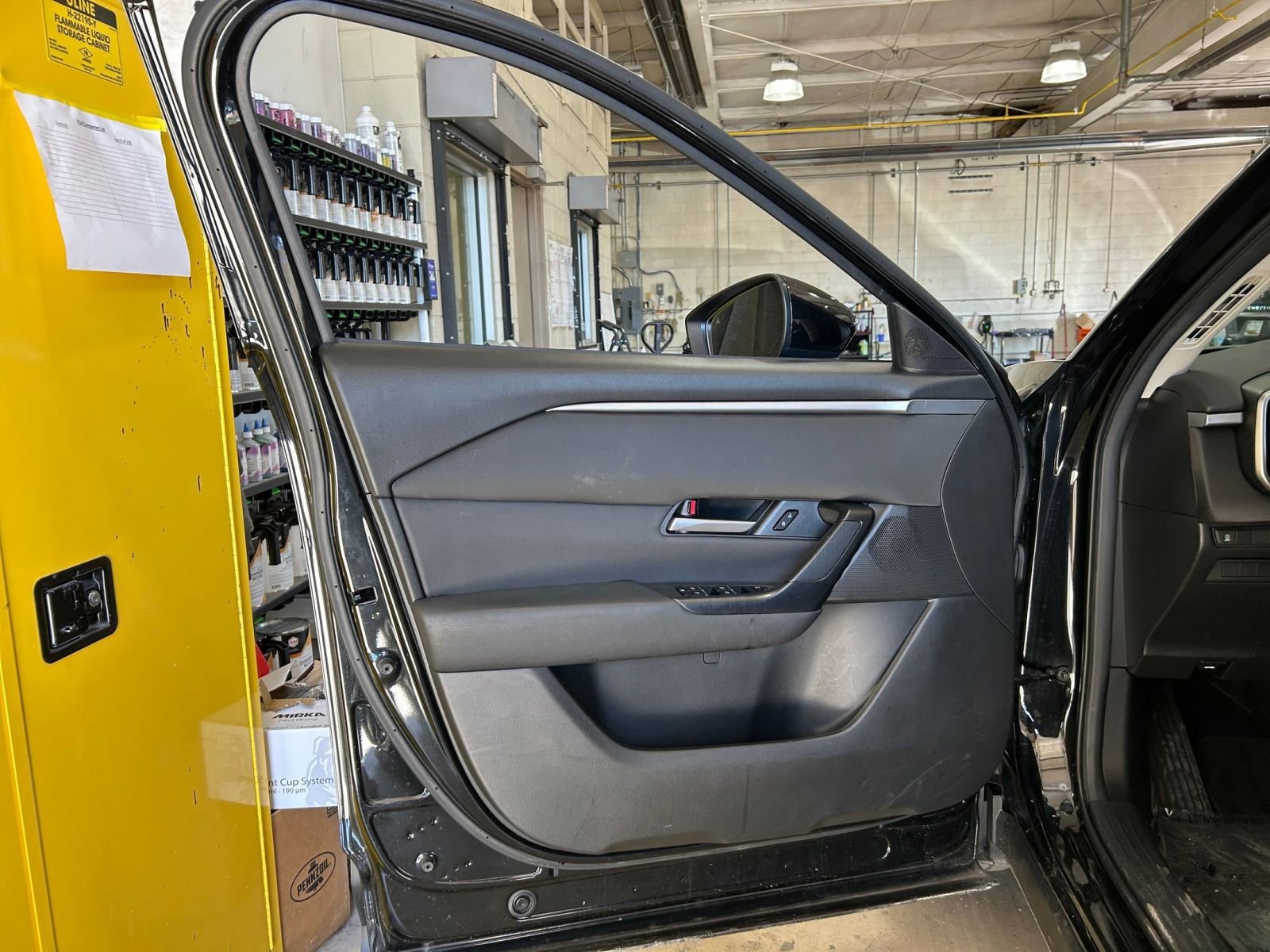 Thumbnail: 2025 Mazda CX-50 - 20