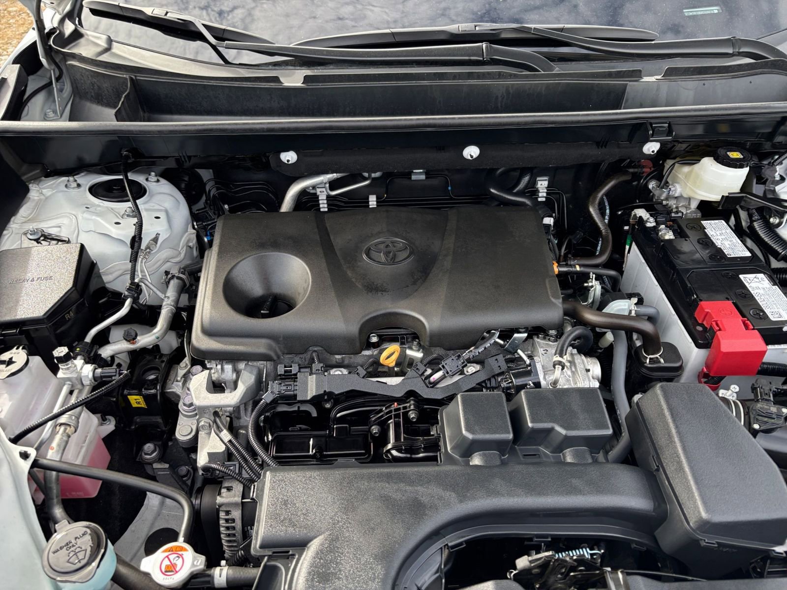 Thumbnail: 2025 Toyota RAV4 - 32