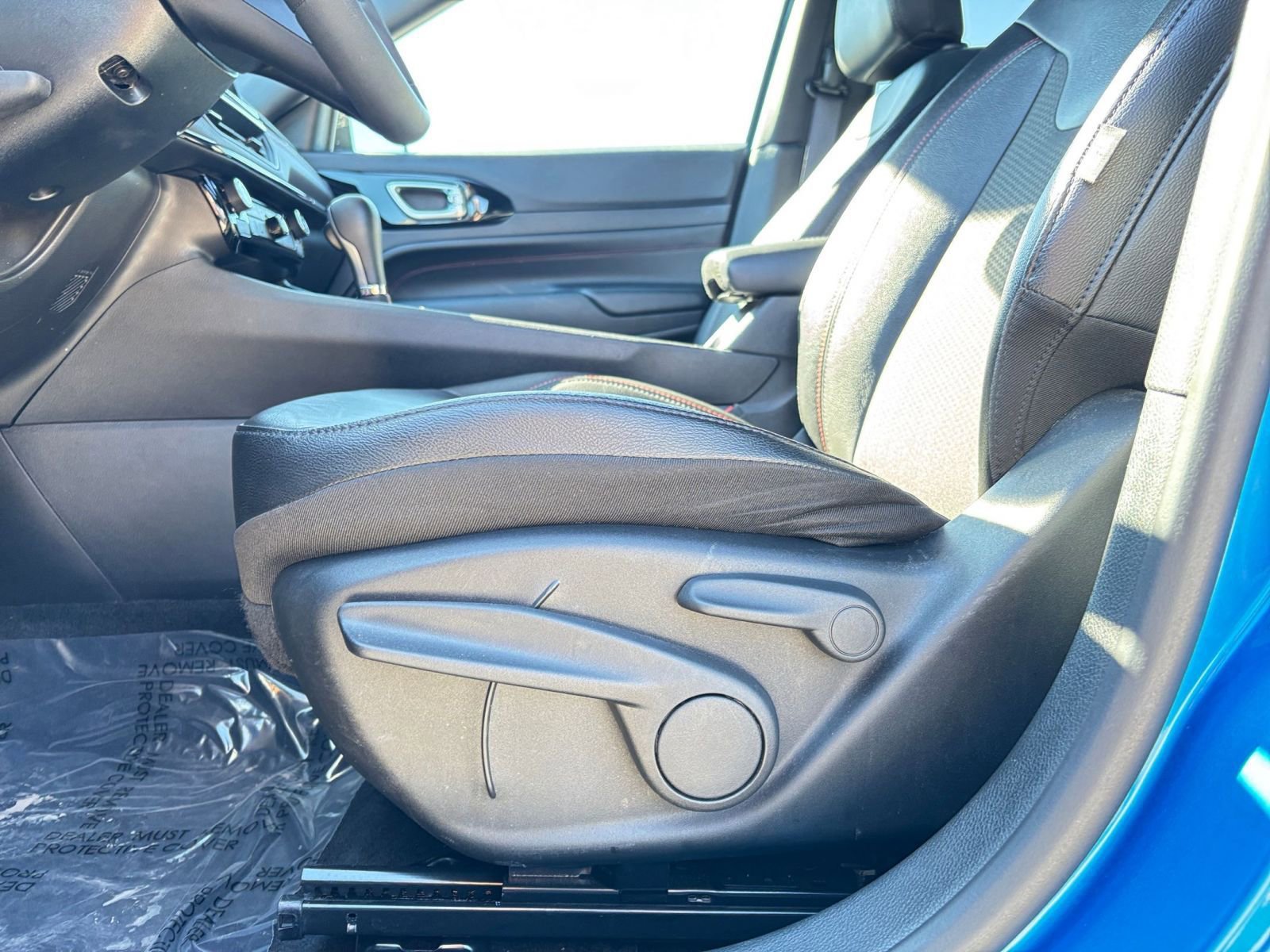 Thumbnail: 2025 Jeep Compass - 25