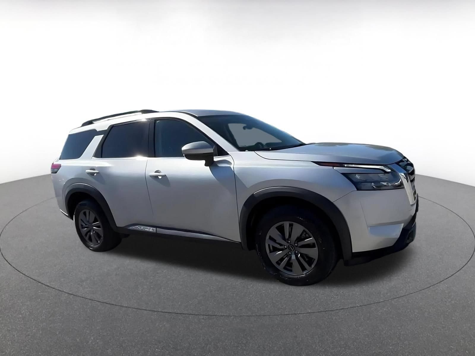 Thumbnail: 2025 Nissan Pathfinder - 2