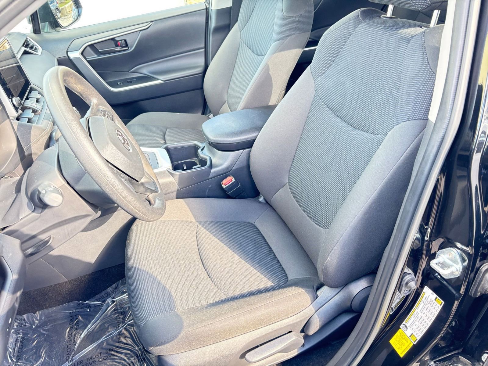 Thumbnail: 2025 Toyota RAV4 - 35