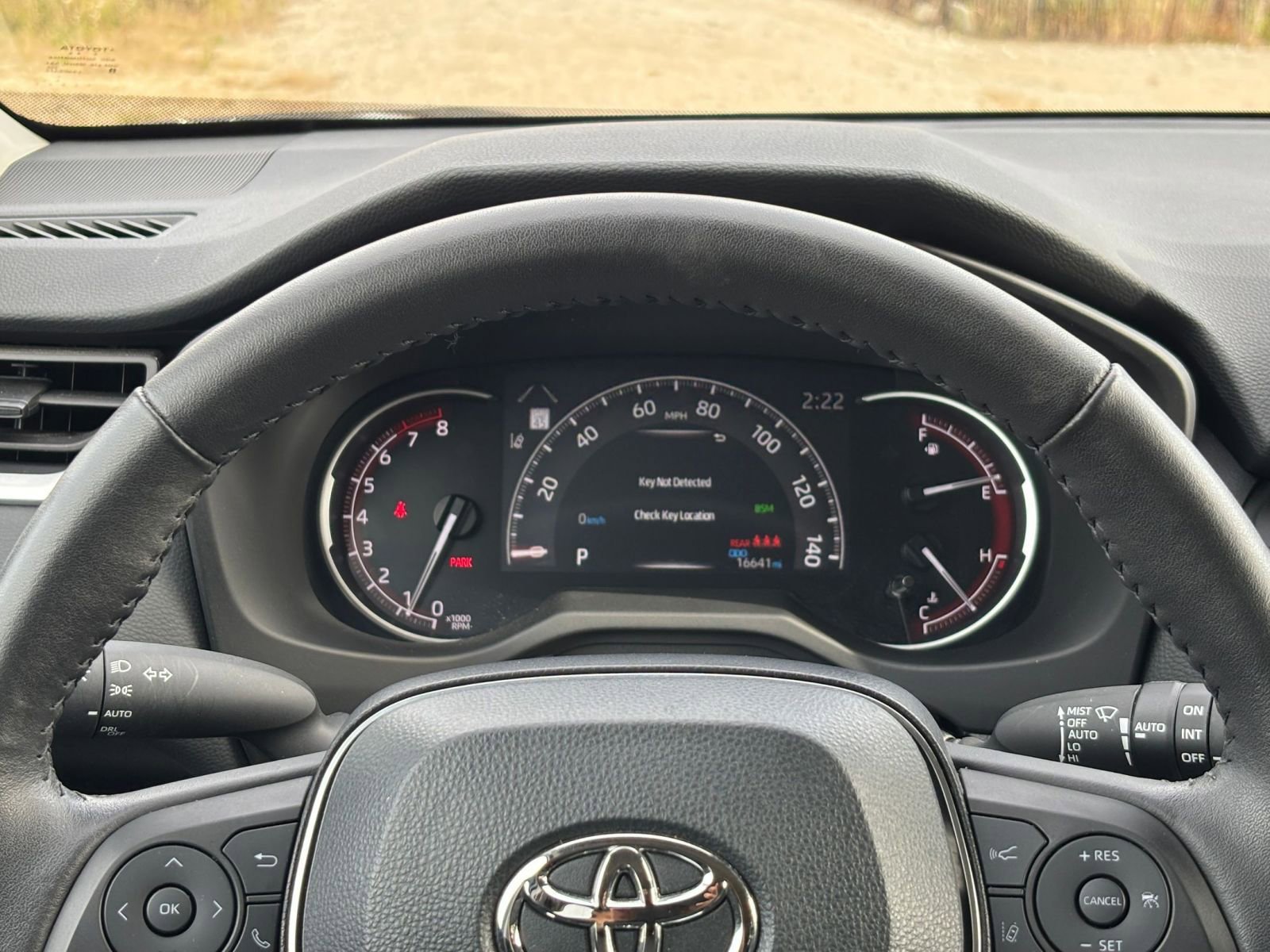 Thumbnail: 2025 Toyota RAV4 - 34