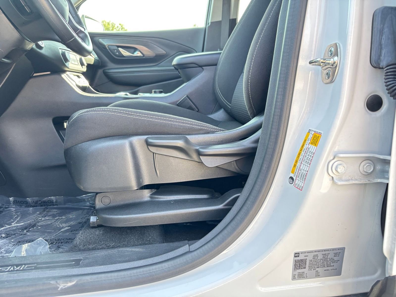 Thumbnail: 2024 GMC Terrain - 25