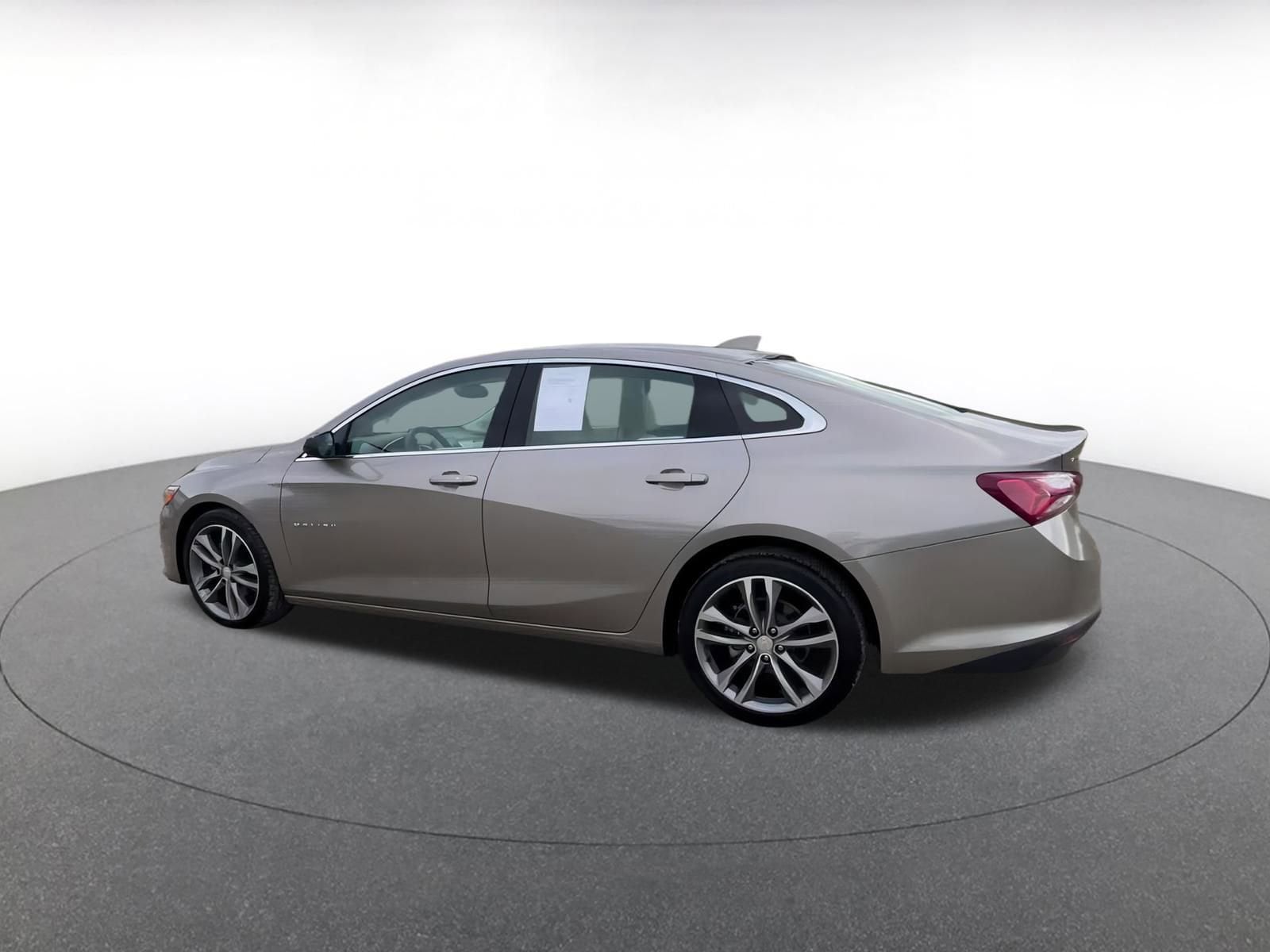 Thumbnail: 2024 Chevrolet Malibu - 10
