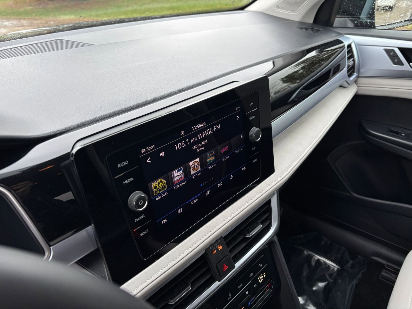 Thumbnail: 2025 Volkswagen Taos - 21