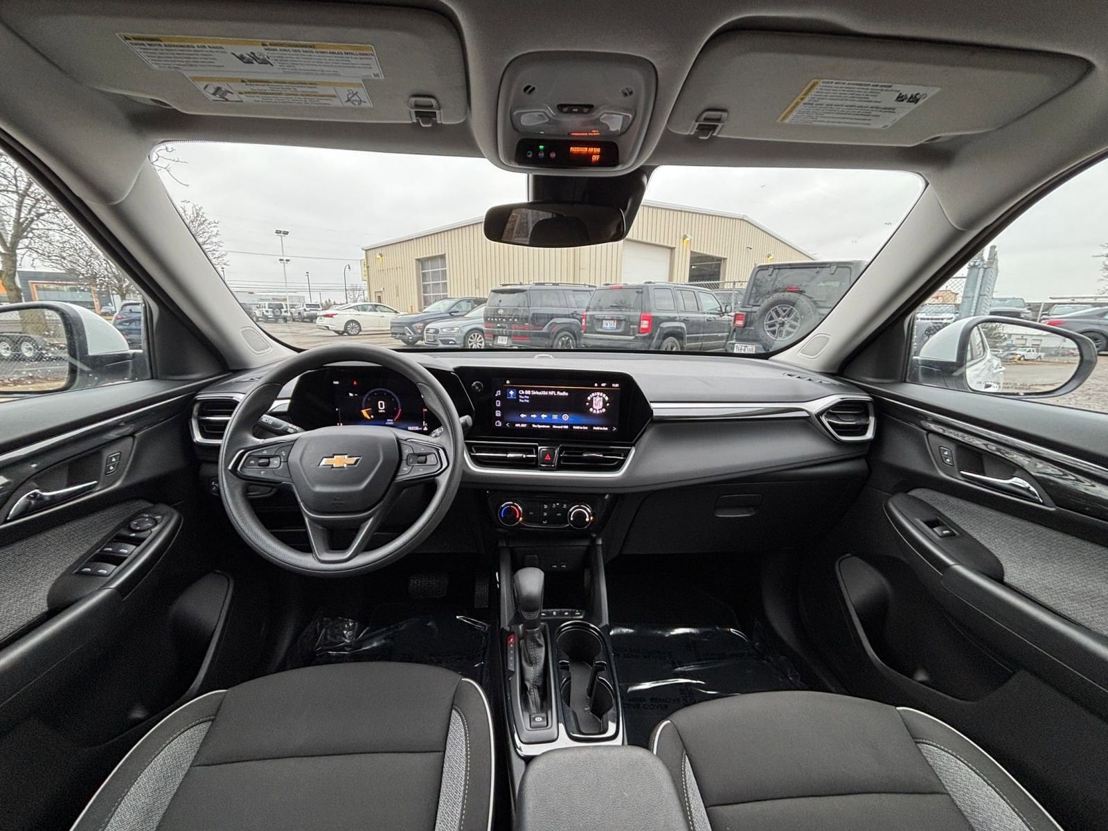 Thumbnail: 2025 Chevrolet TrailBlazer - 31