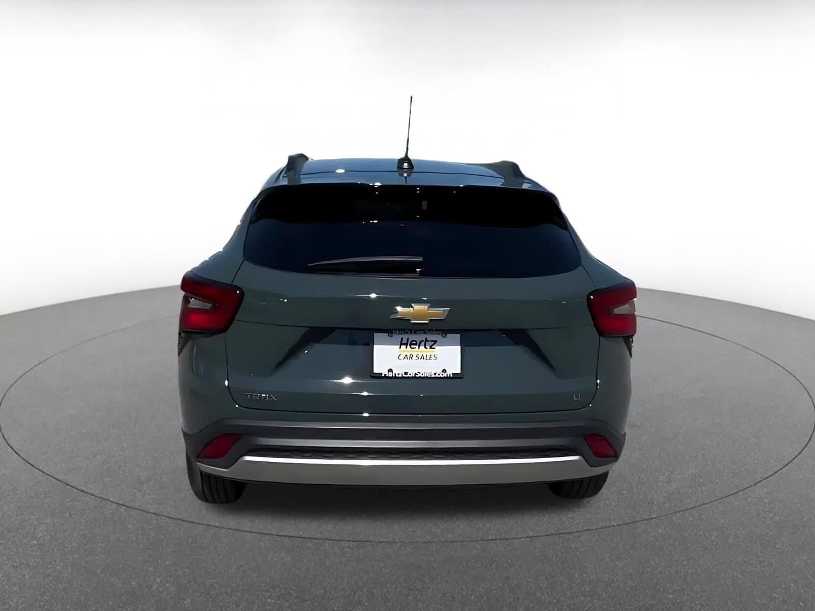 Thumbnail: 2025 Chevrolet Trax - 12