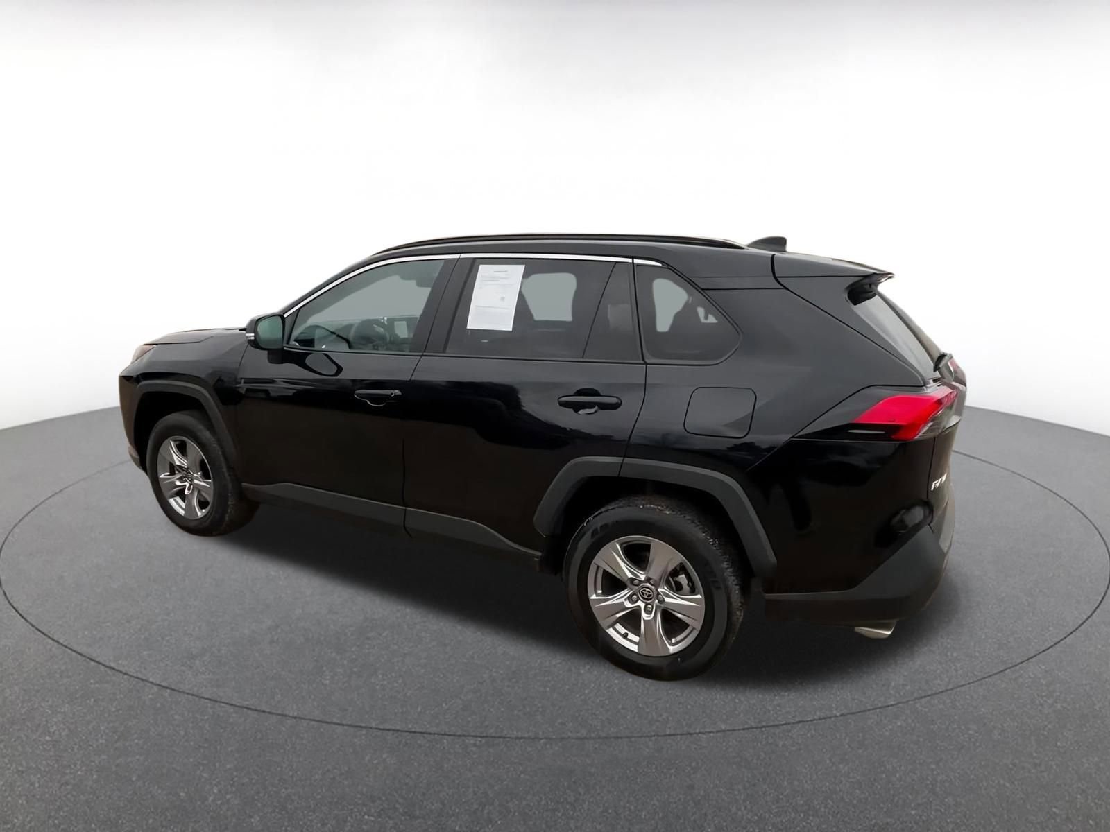 Thumbnail: 2025 Toyota RAV4 - 10