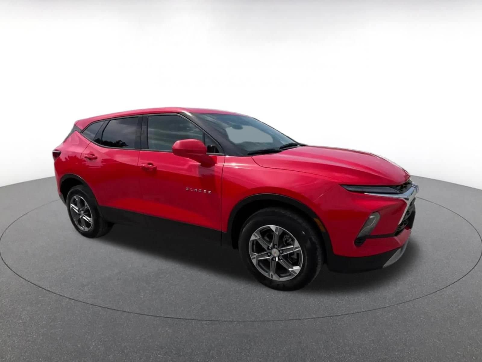 Thumbnail: 2025 Chevrolet Blazer - 2