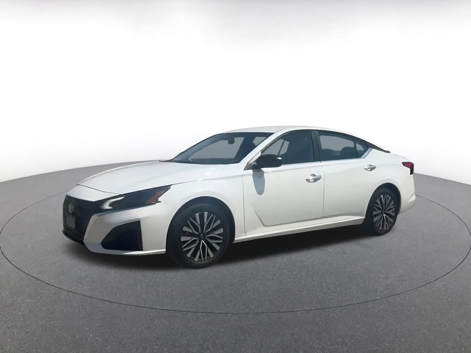 Thumbnail: 2024 Nissan Altima - 7