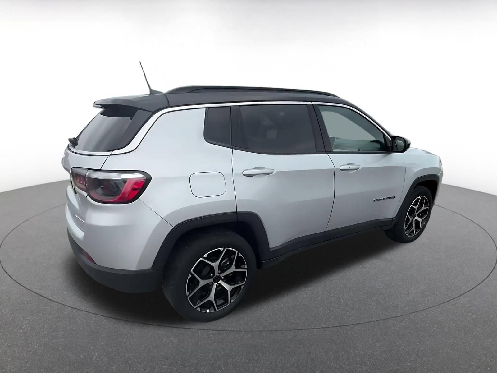 Thumbnail: 2025 Jeep Compass - 14