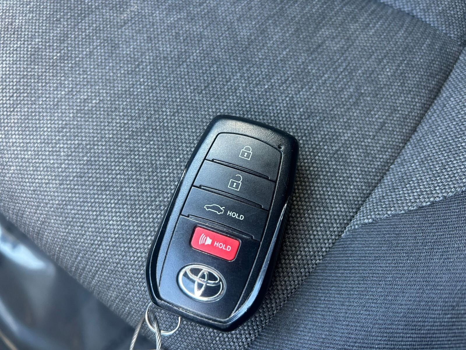 Thumbnail: 2025 Toyota Camry - 22