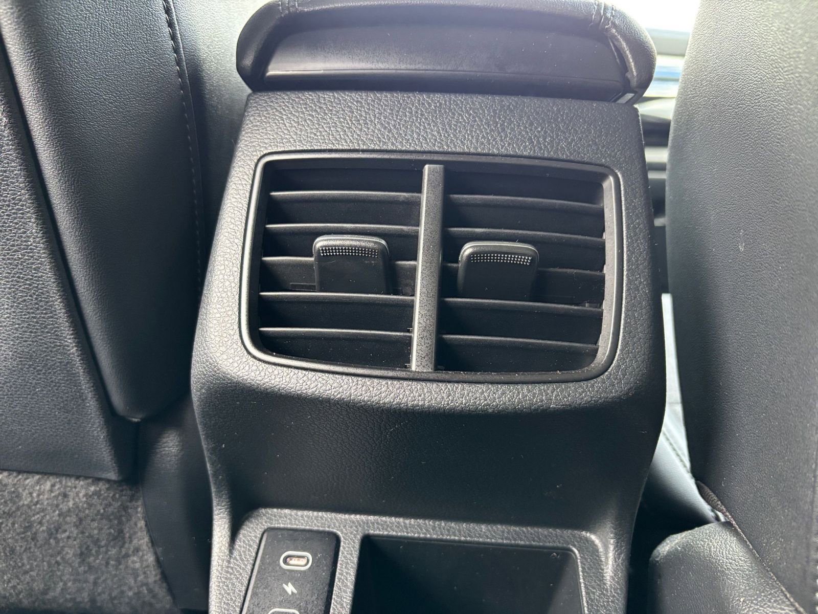 Thumbnail: 2025 Kia Seltos - 23