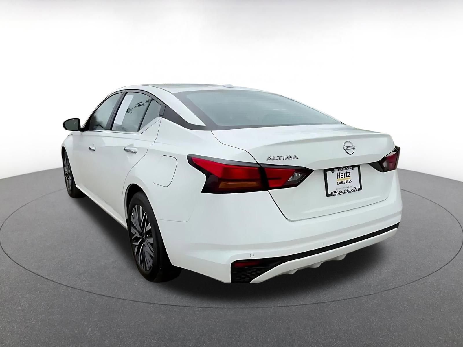 Thumbnail: 2025 Nissan Altima - 11