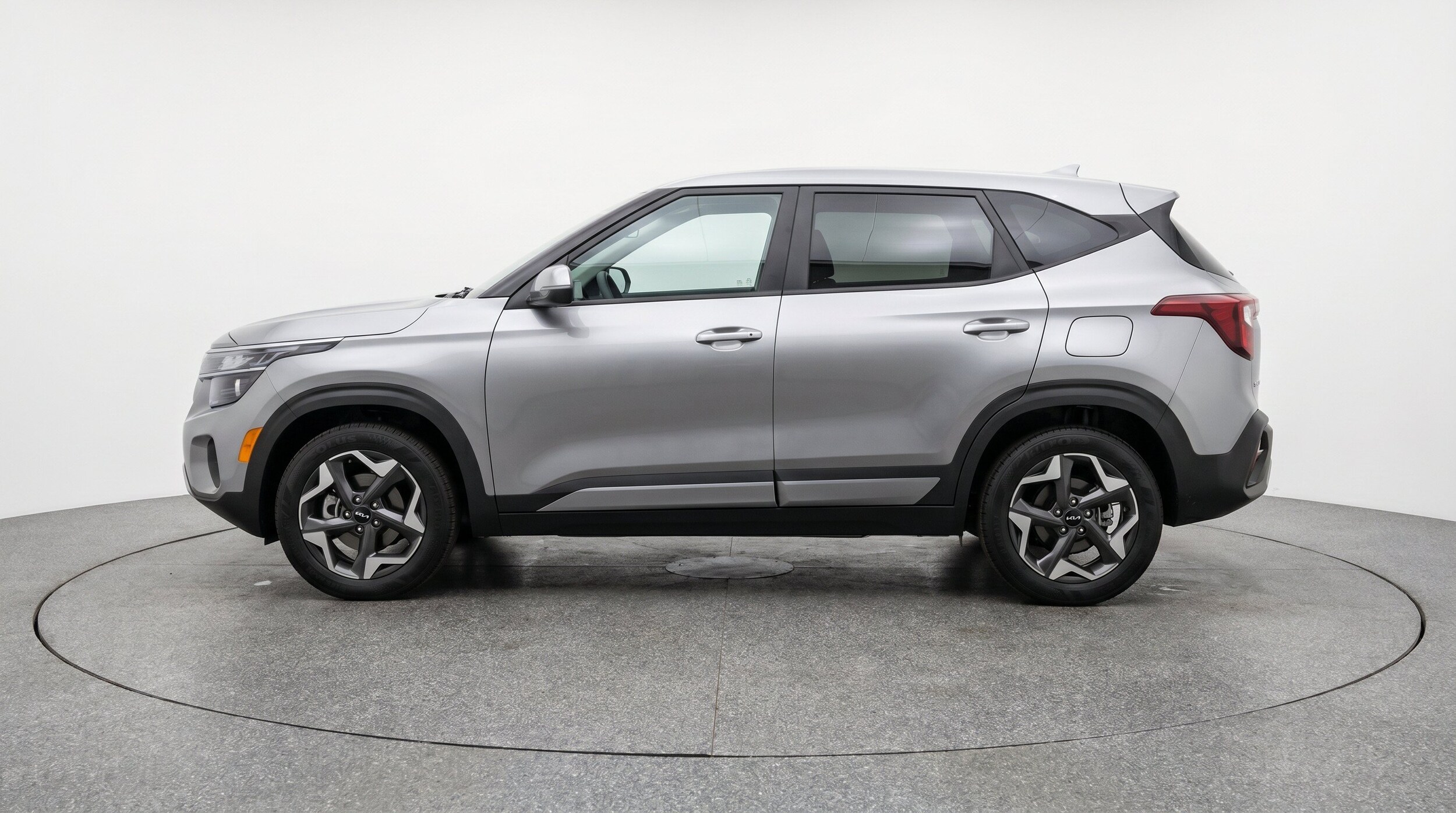 Thumbnail: 2025 Kia Seltos - 7