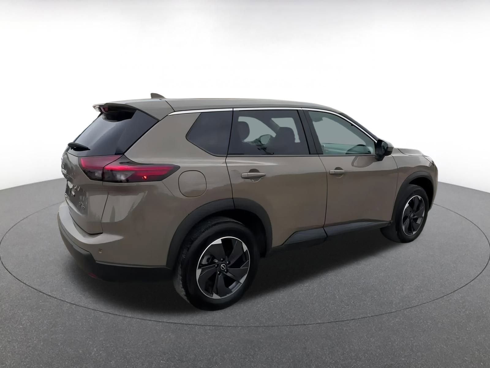 Thumbnail: 2024 Nissan Rogue - 15