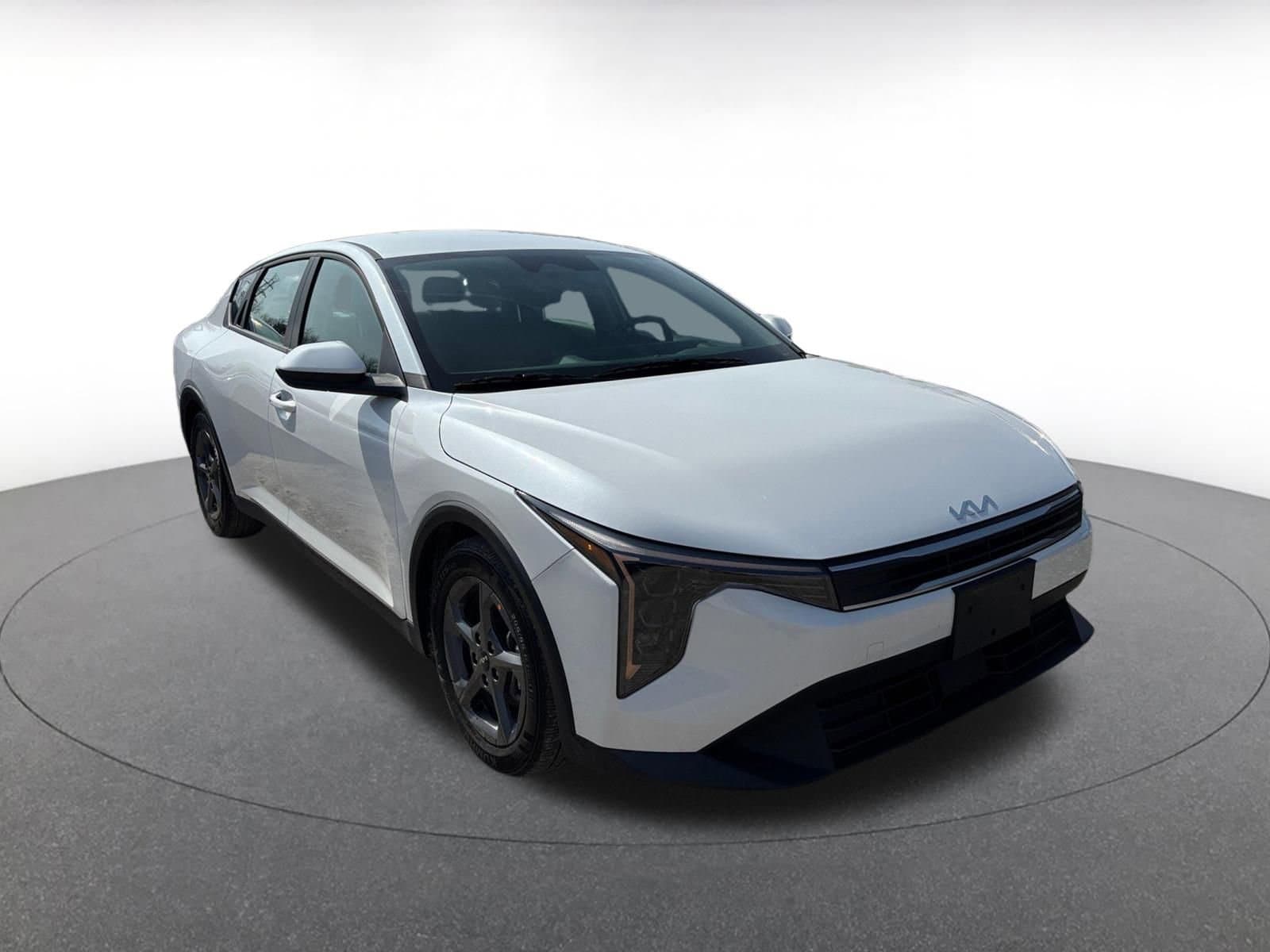 Thumbnail: 2025 Kia K4 - 1