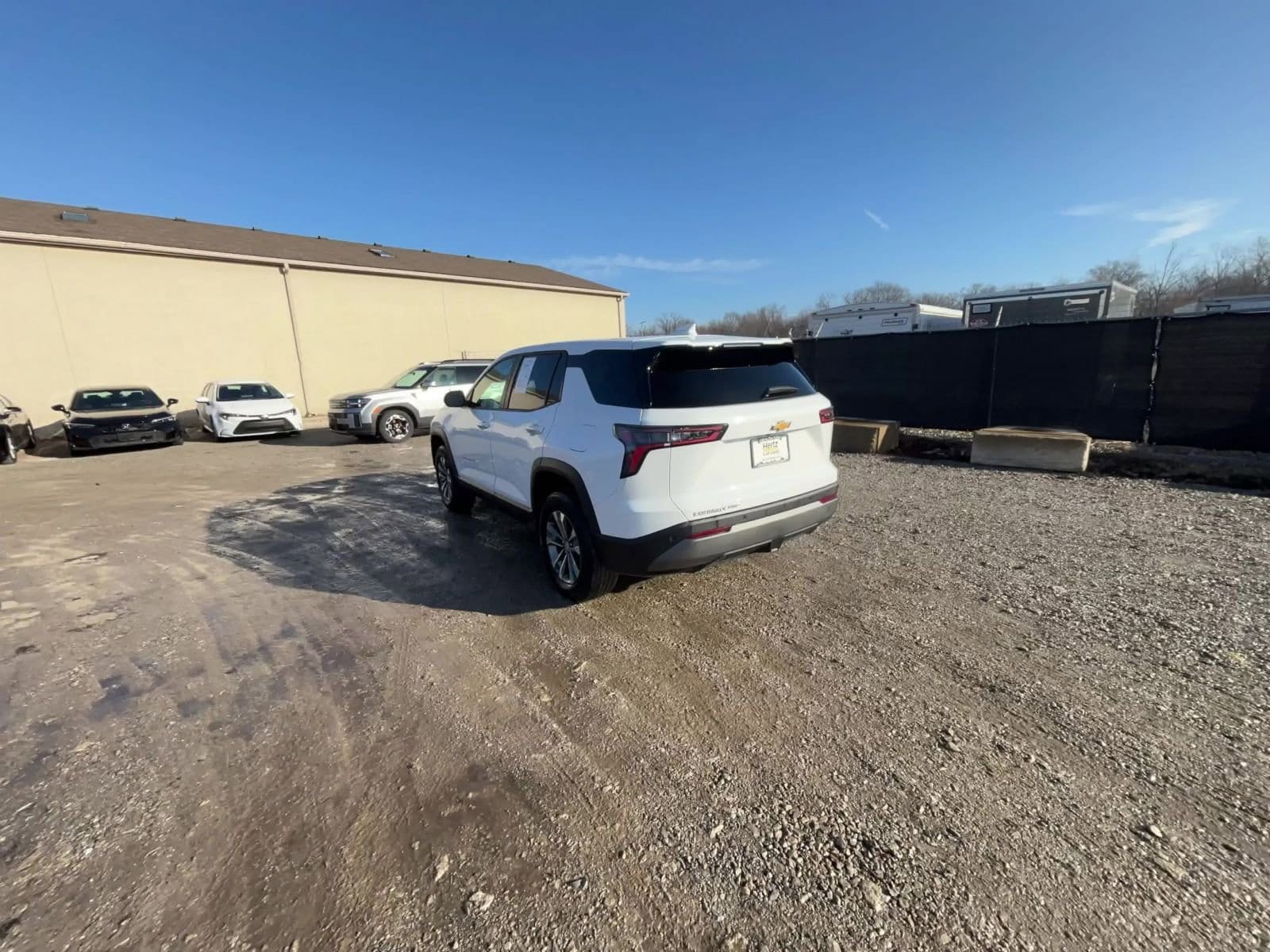 Thumbnail: 2025 Chevrolet Equinox - 16