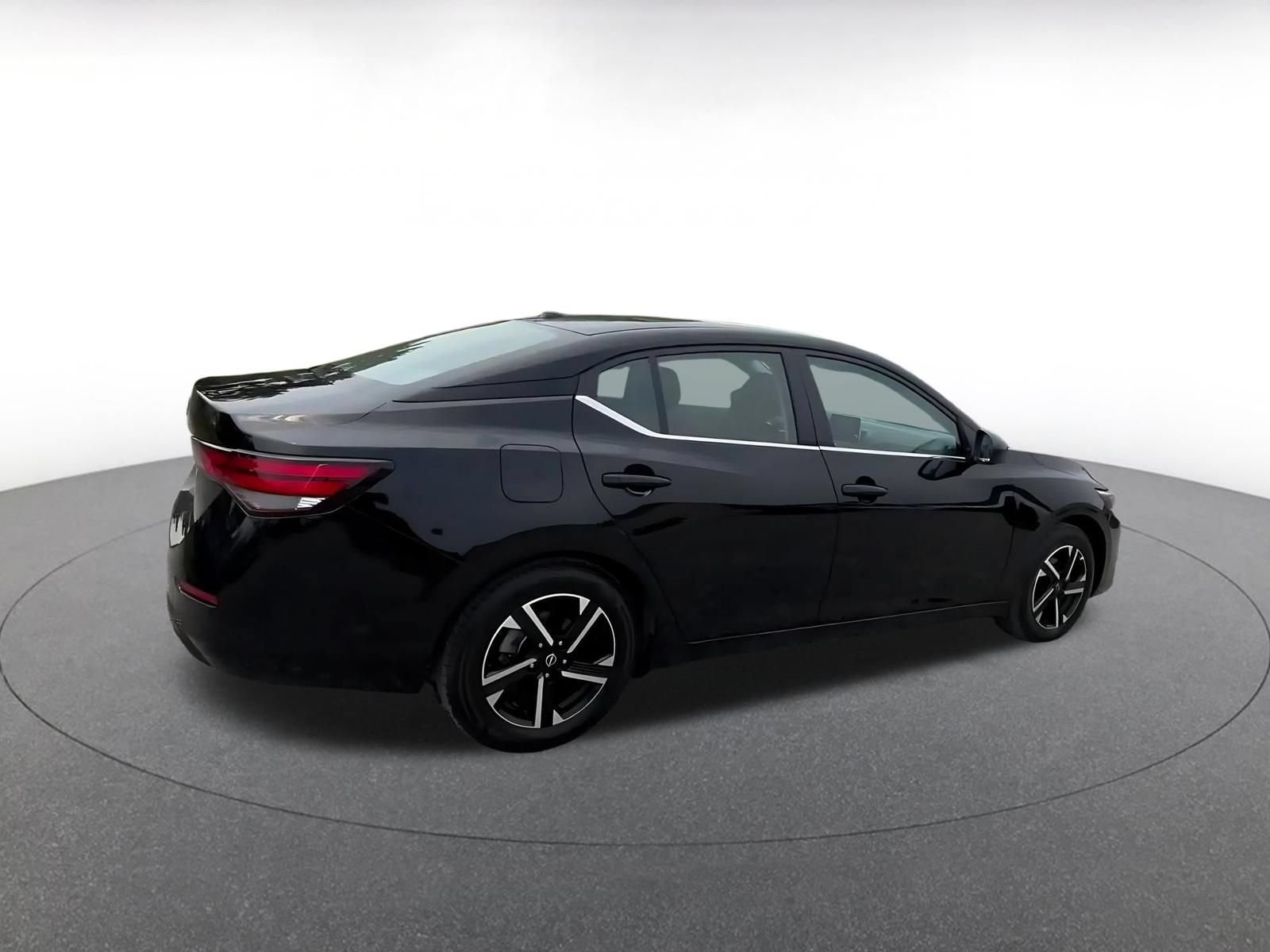 Thumbnail: 2025 Nissan Sentra - 15