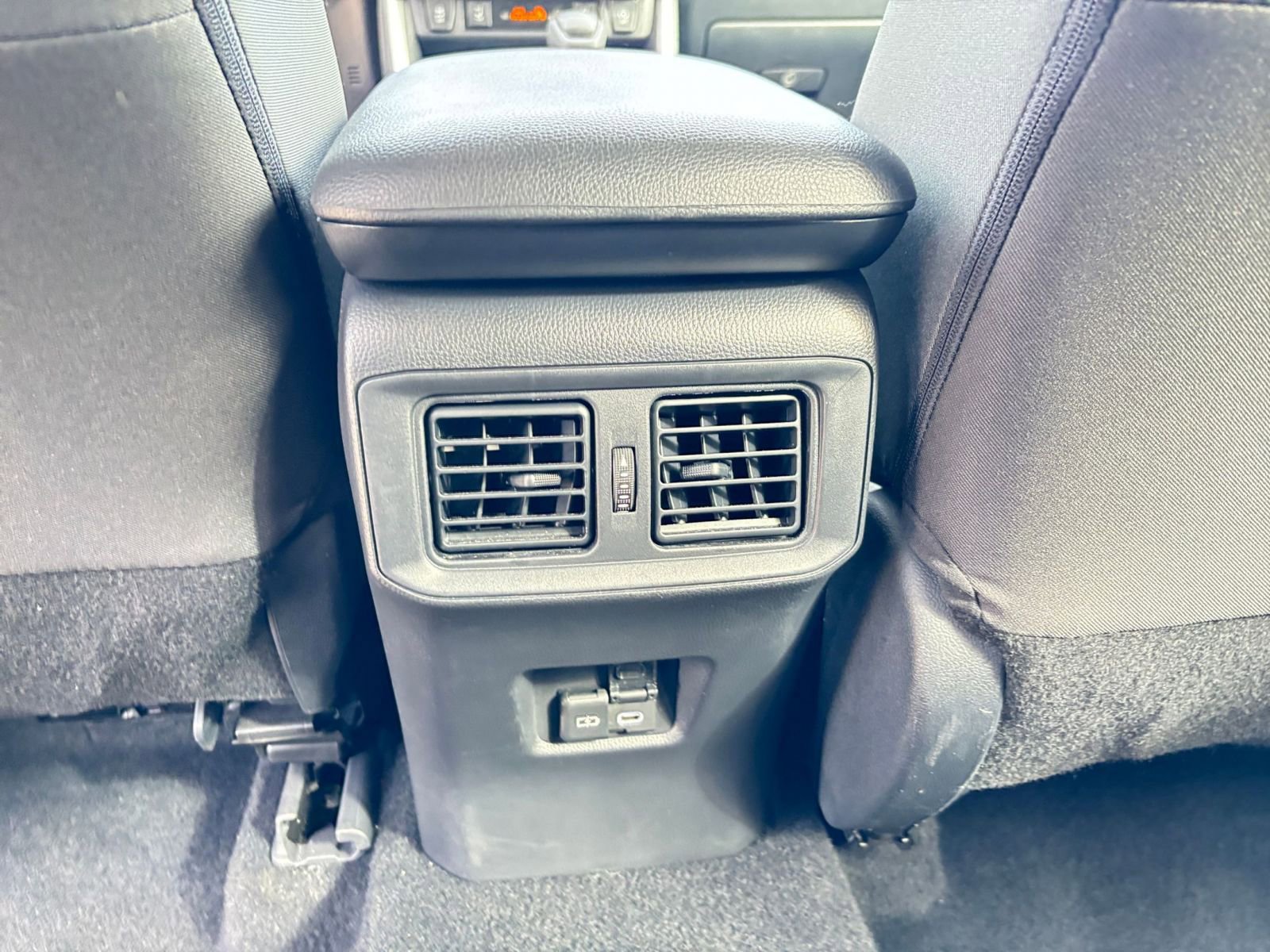 Thumbnail: 2025 Toyota RAV4 - 24