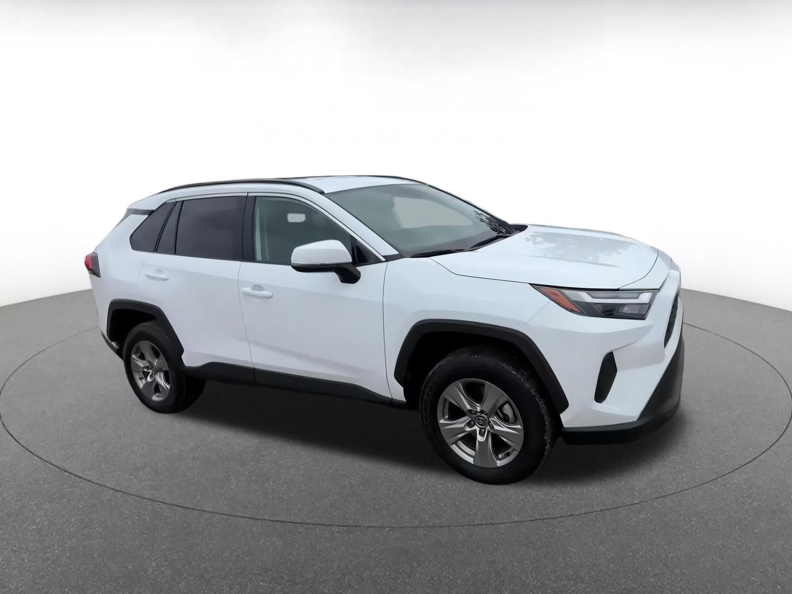 Thumbnail: 2025 Toyota RAV4 - 2