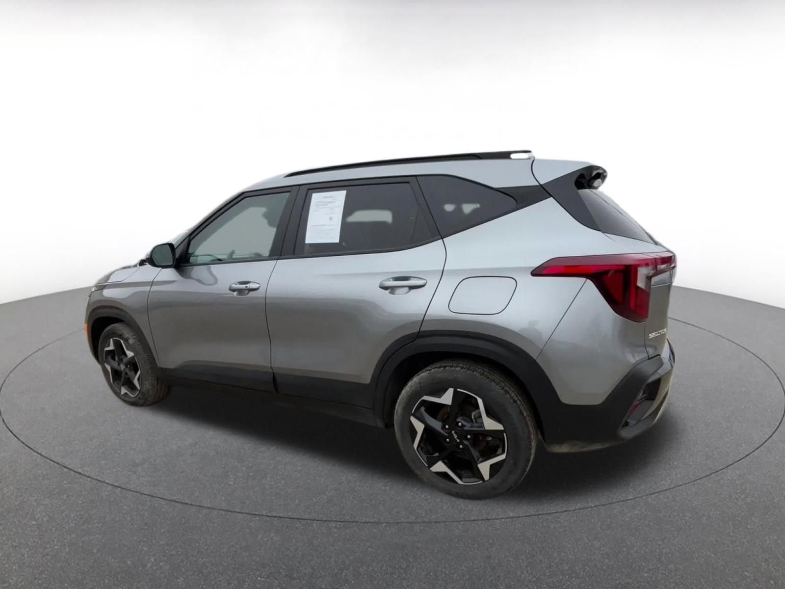 Thumbnail: 2025 Kia Seltos - 10