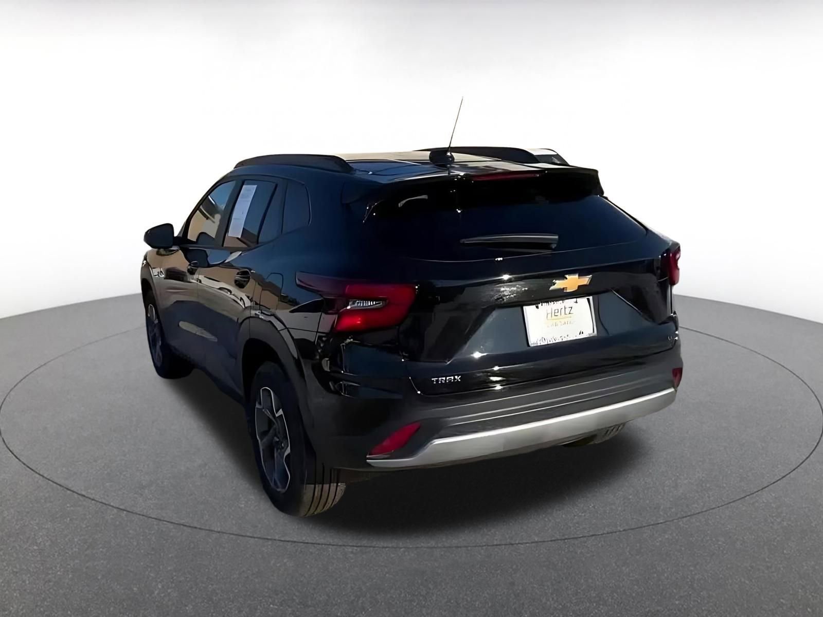 Thumbnail: 2025 Chevrolet Trax - 11