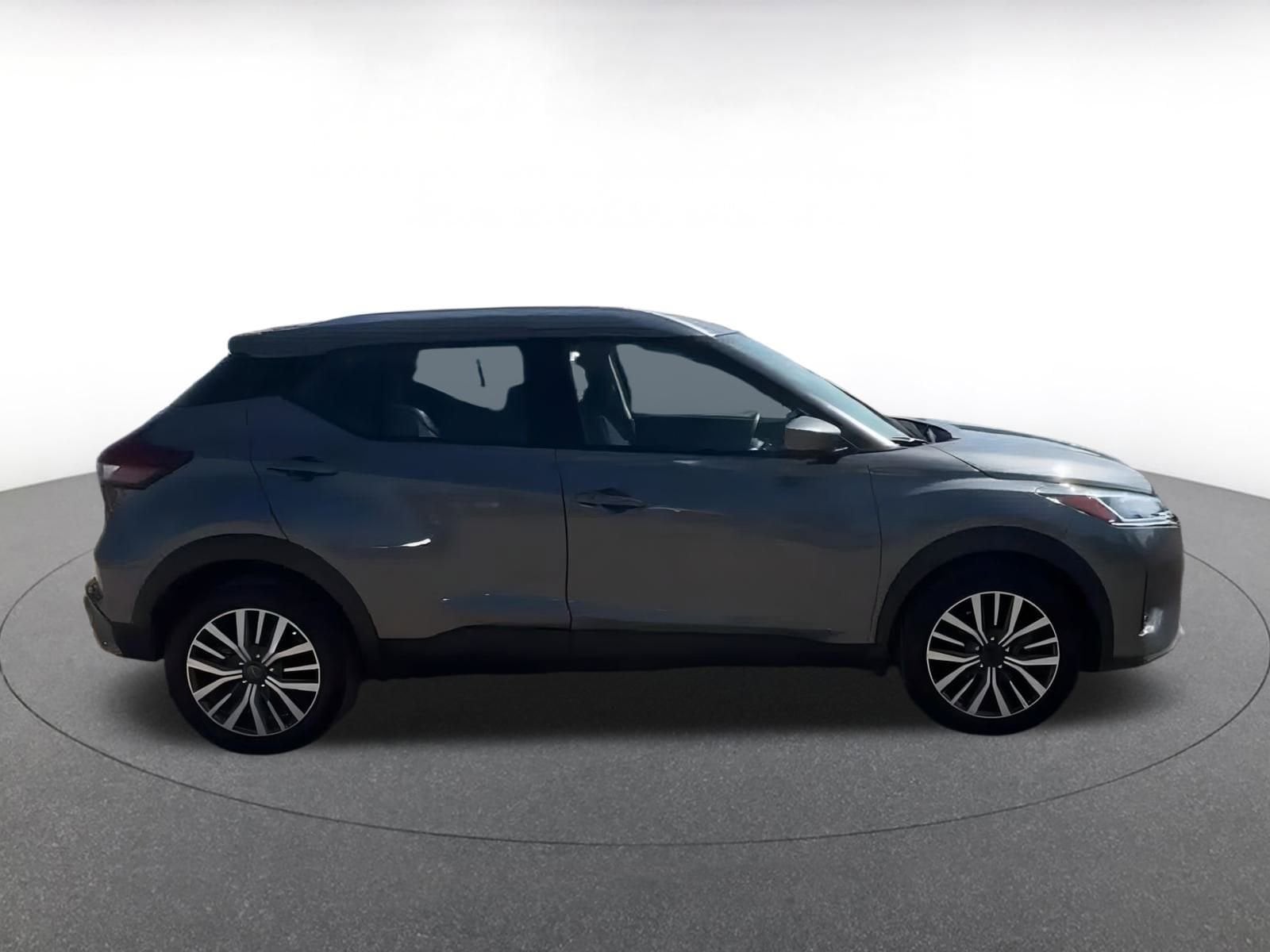 Thumbnail: 2024 Nissan Kicks - 16