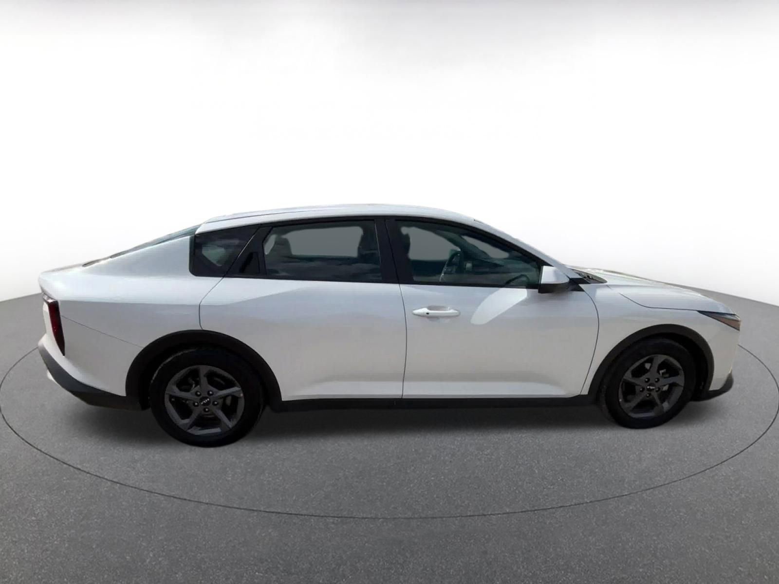 Thumbnail: 2025 Kia K4 - 16