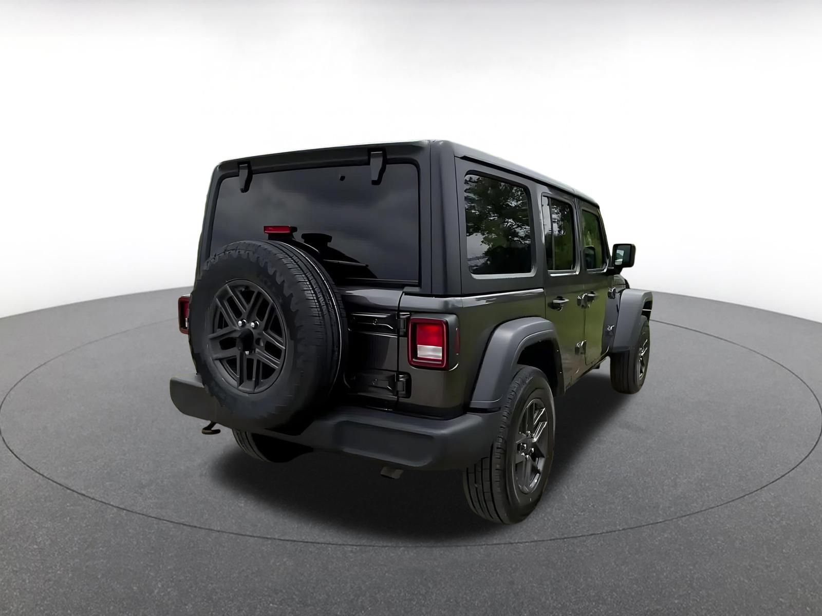 Thumbnail: 2025 Jeep Wrangler - 14