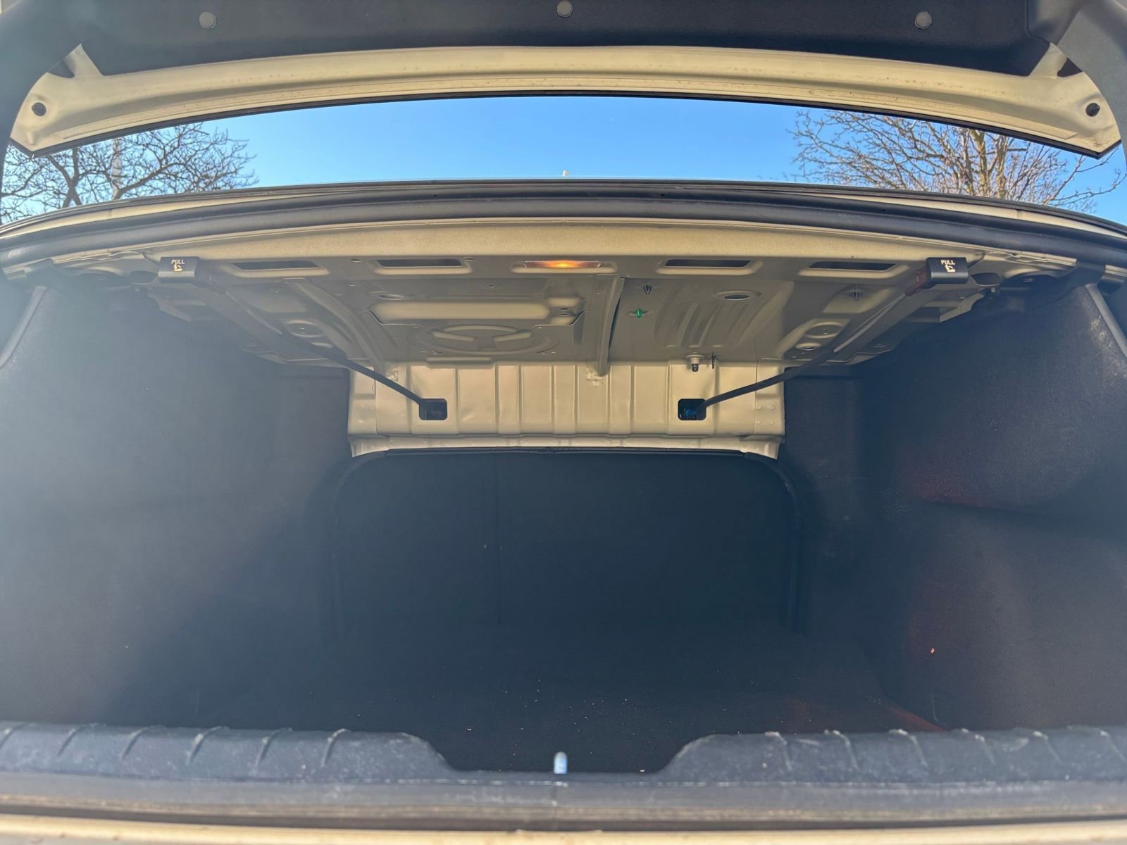 Thumbnail: 2025 Kia K5 - 31