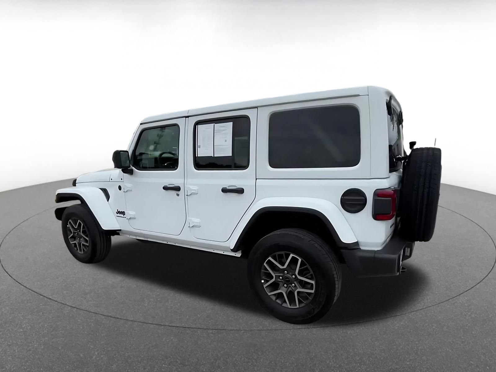 Thumbnail: 2025 Jeep Wrangler - 10