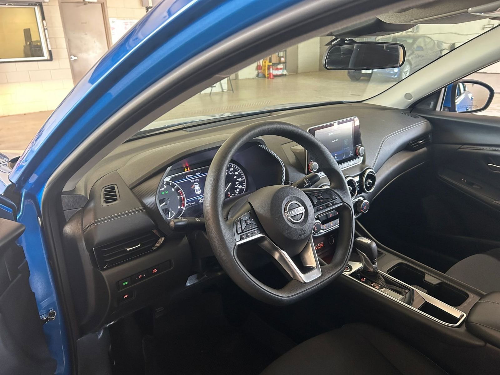 Thumbnail: 2024 Nissan Sentra - 32